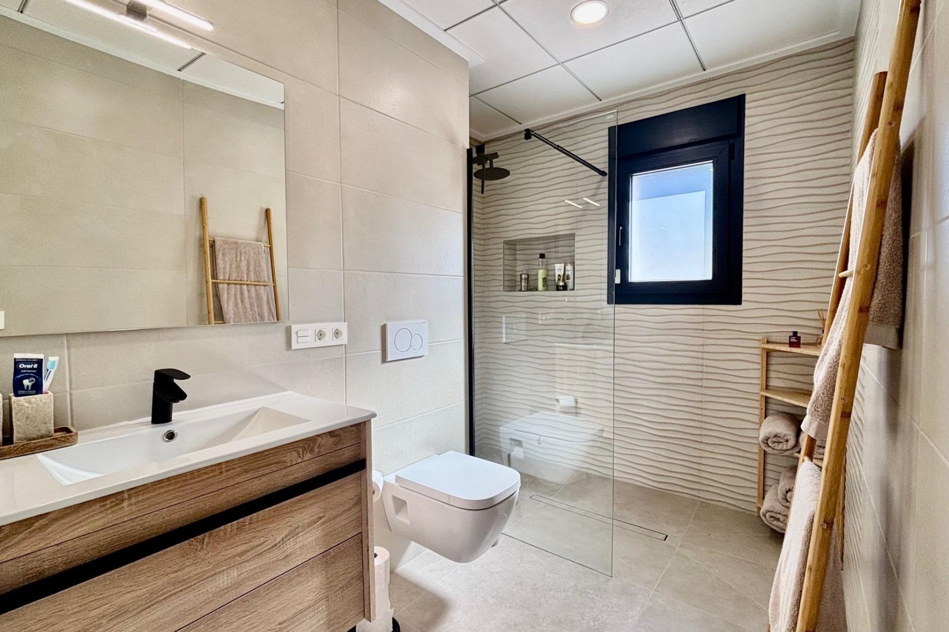 Nowy budynek - villa -
