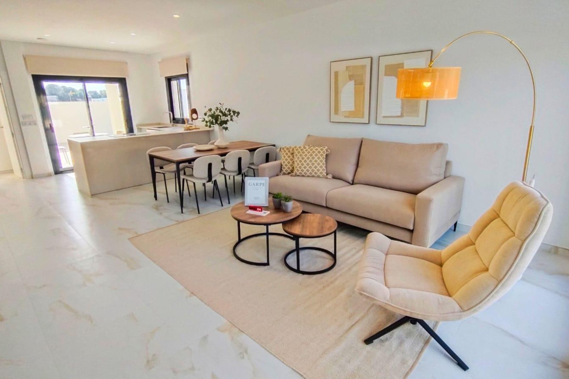 Nowy budynek - villa -
