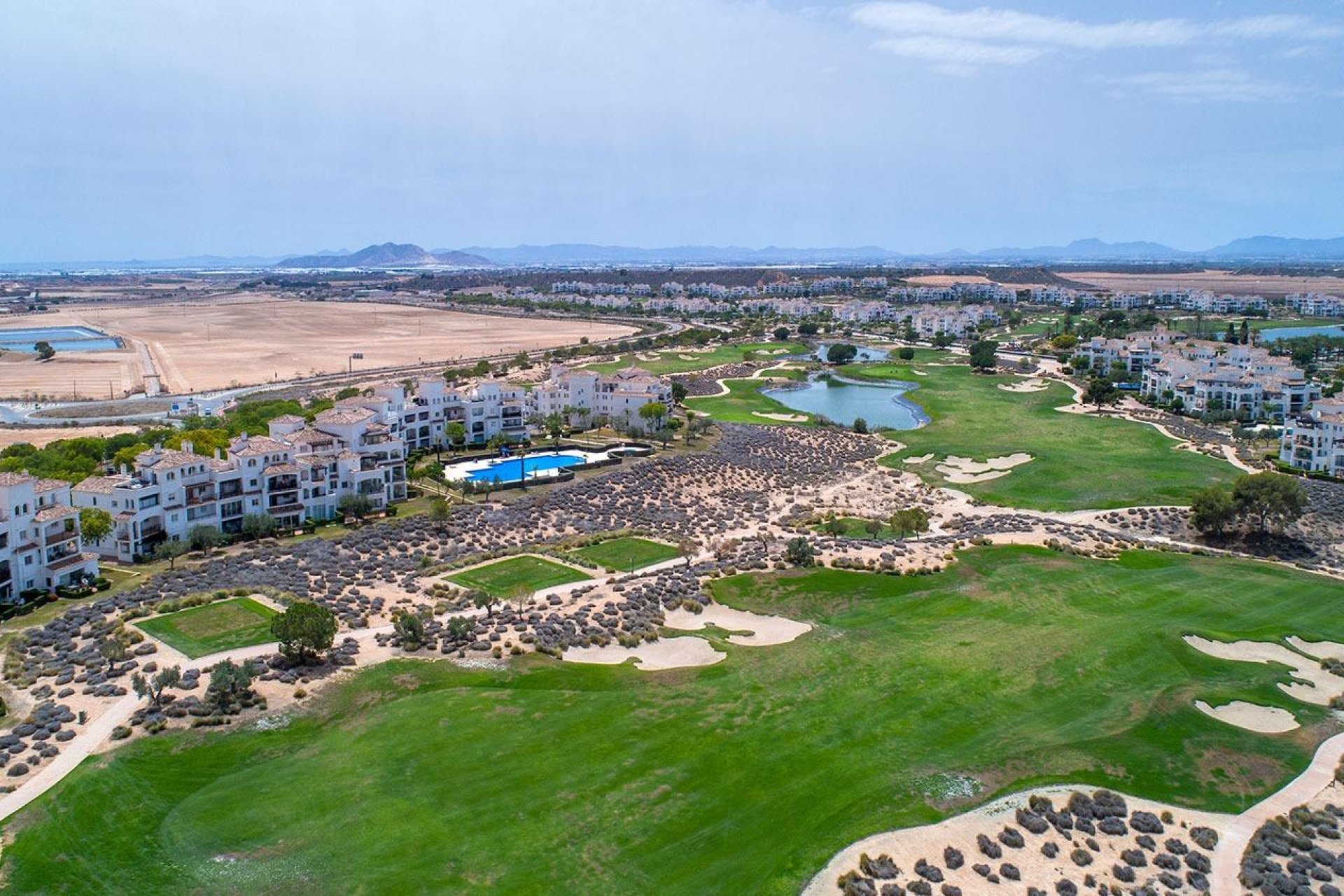 Nowy budynek - villa -
