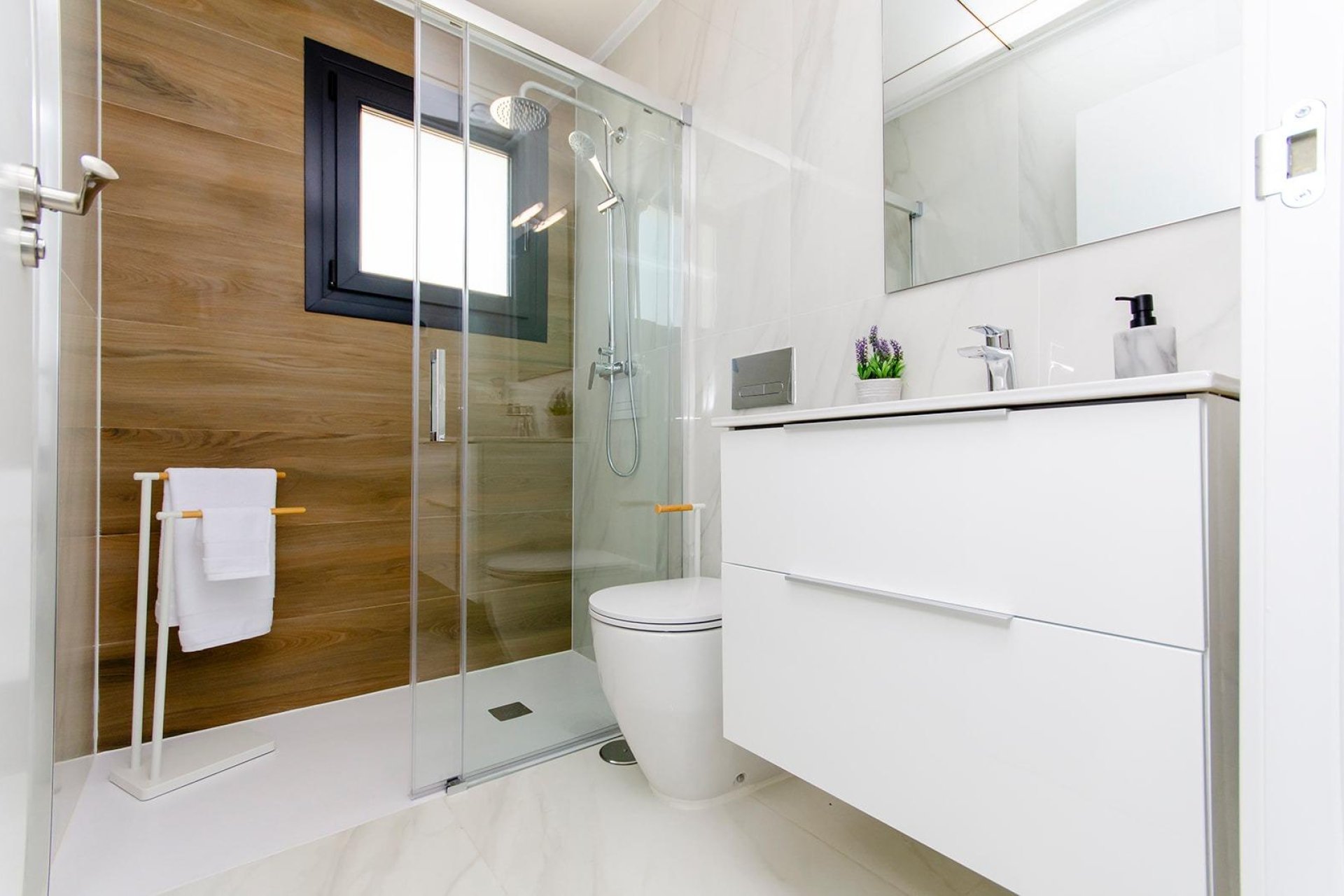 Nowy budynek - villa -
