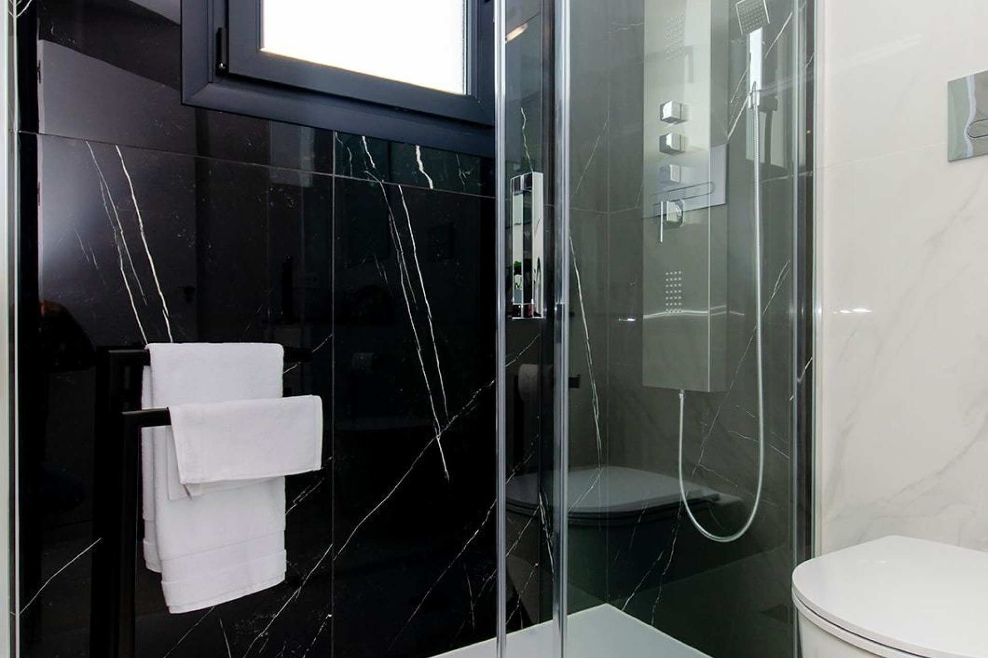 Nowy budynek - villa -
