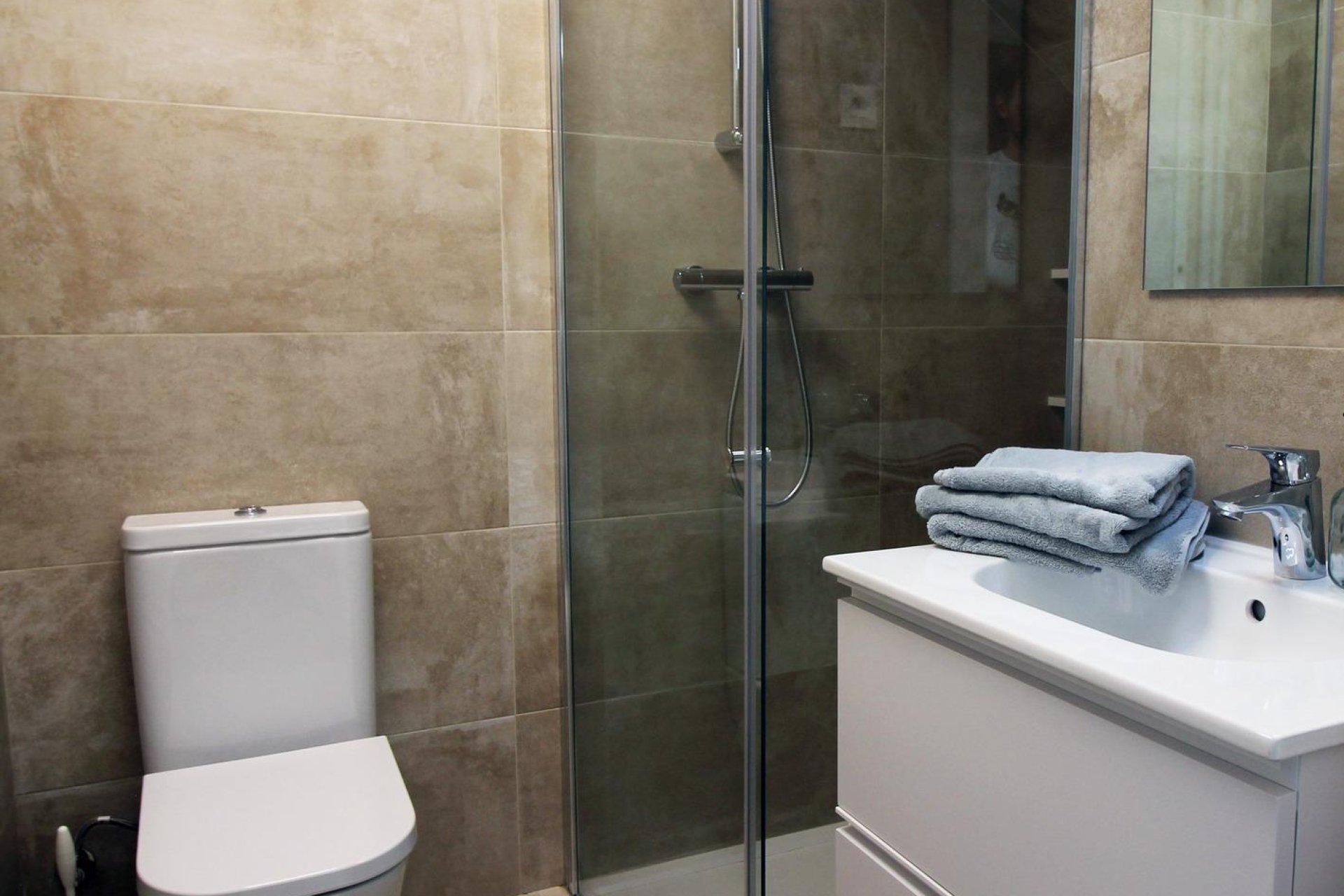 Nowy budynek - villa -
