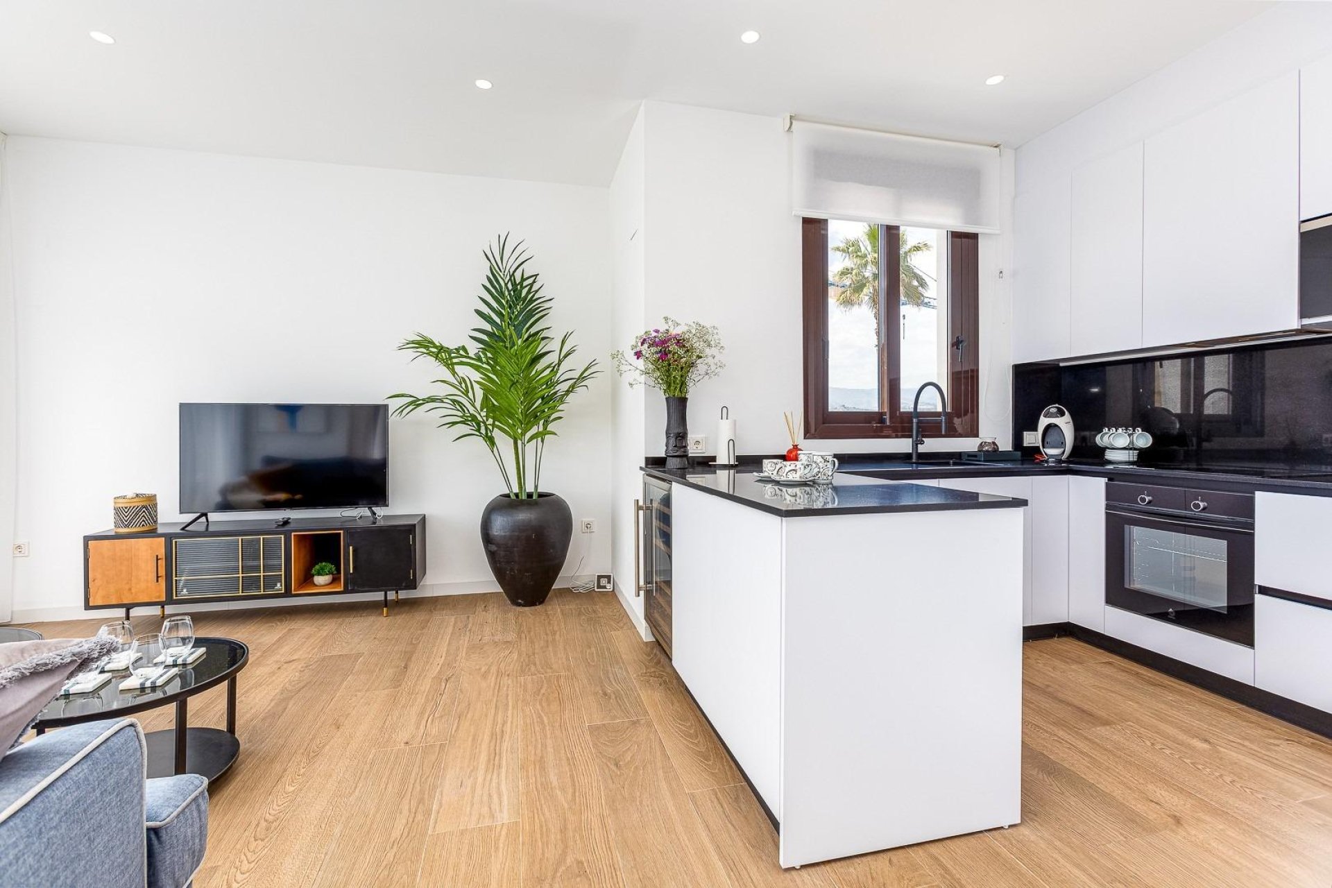 Nowy budynek - villa -
