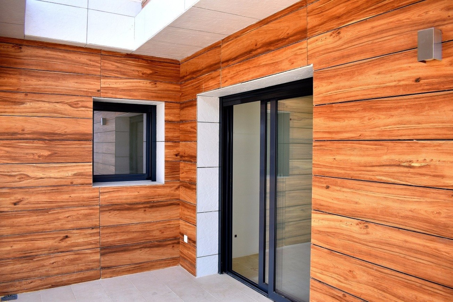 Nowy budynek - villa -
