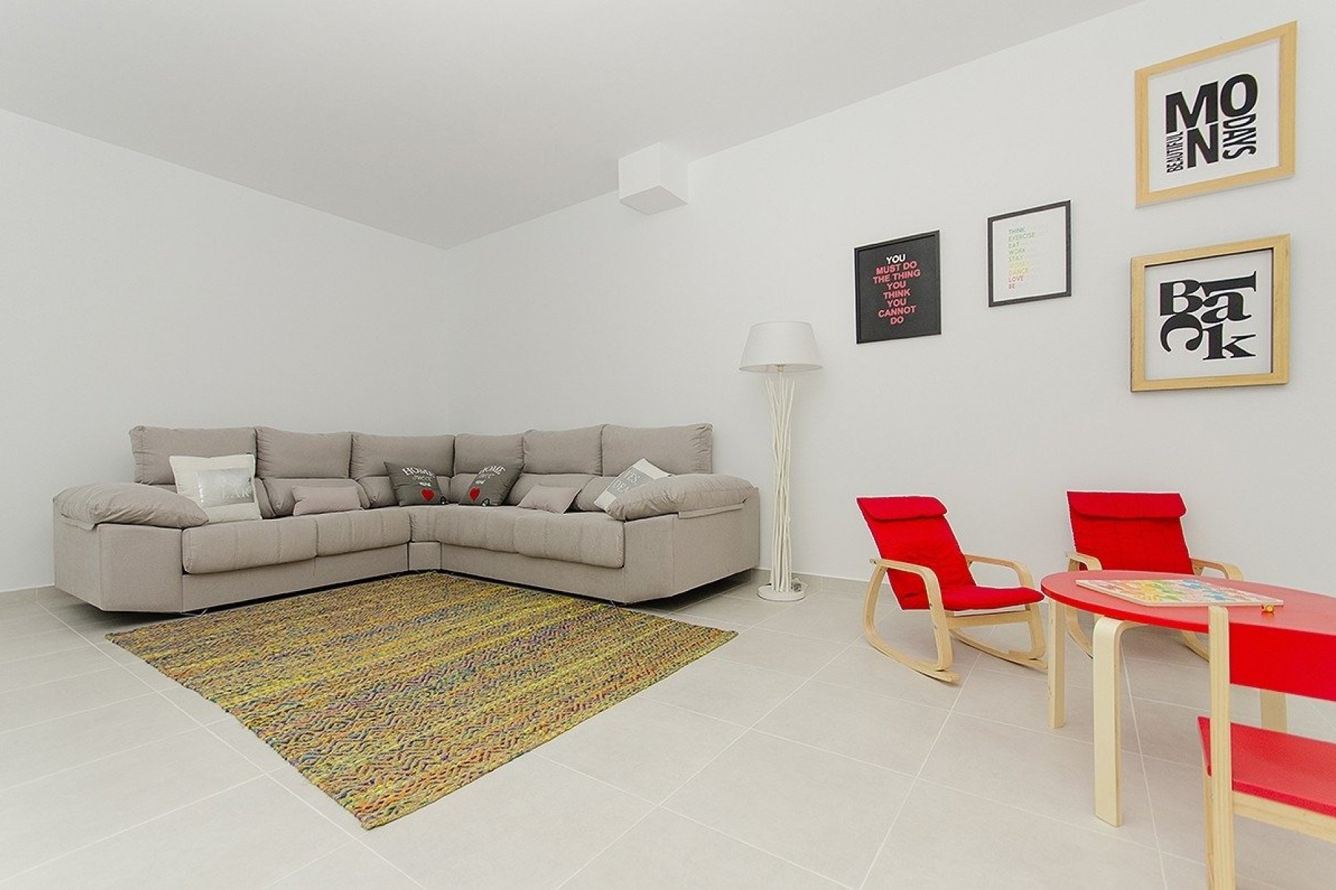 Nowy budynek - villa -
