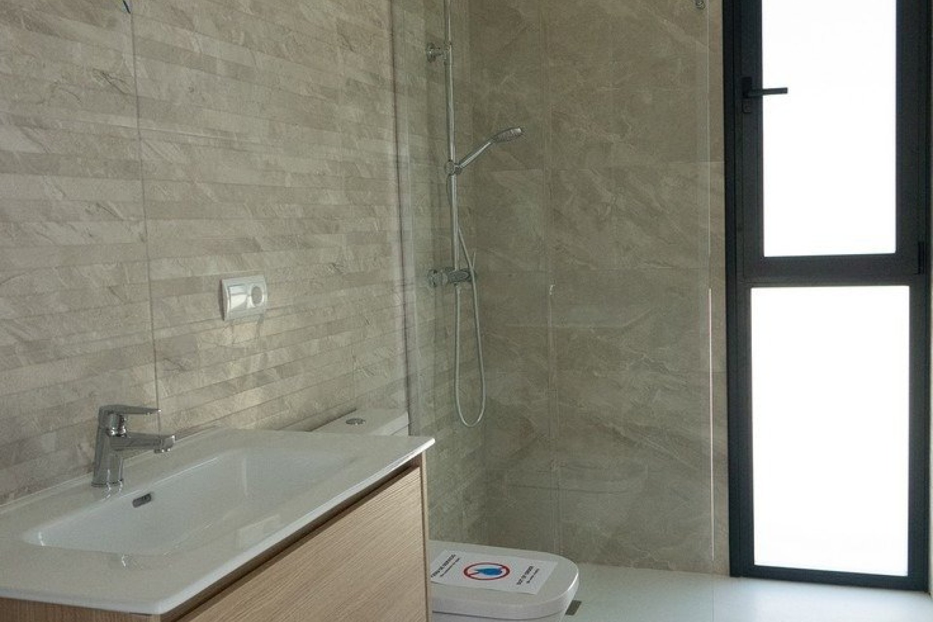 Nowy budynek - villa -
