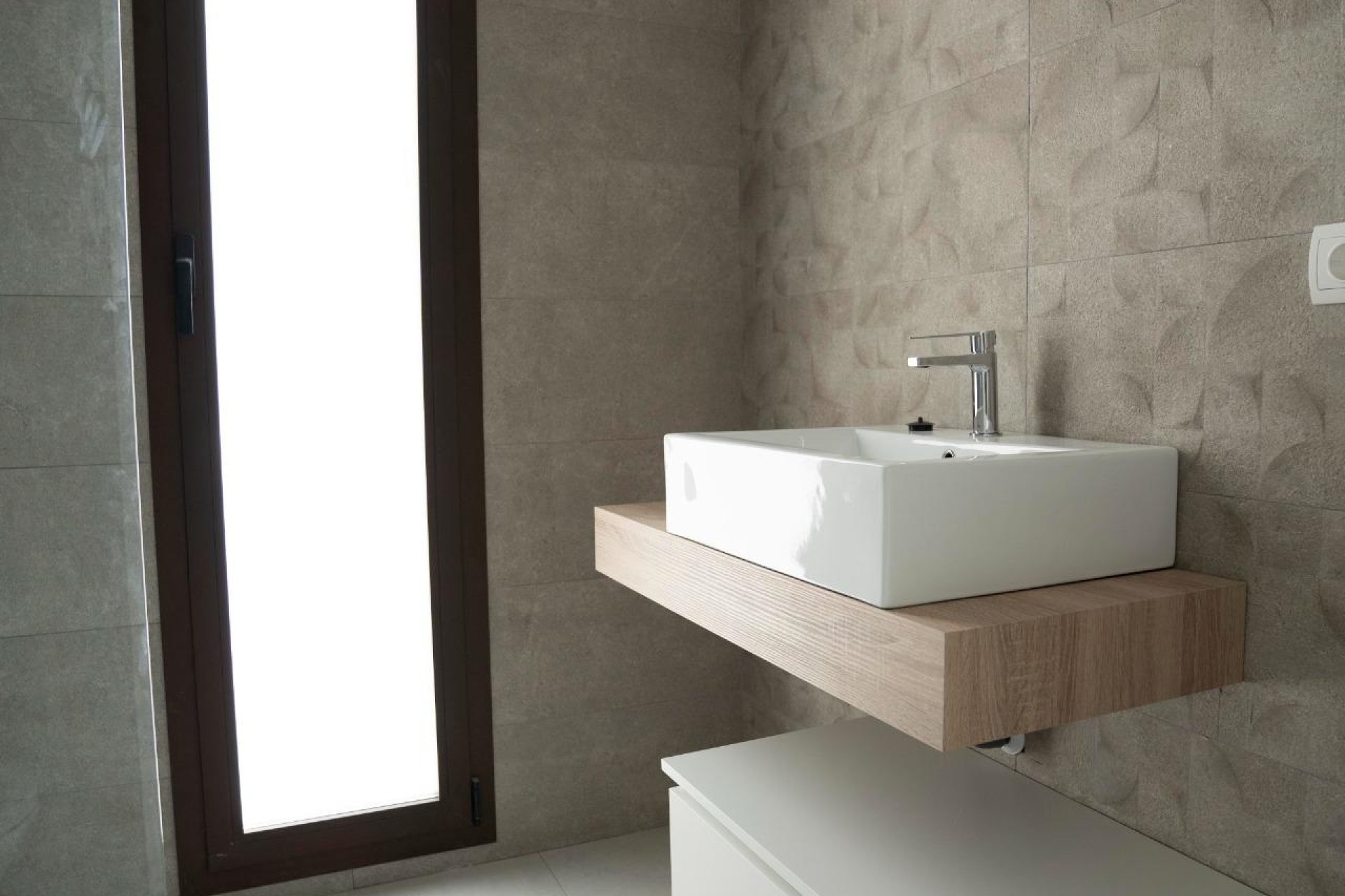 Nowy budynek - villa -
