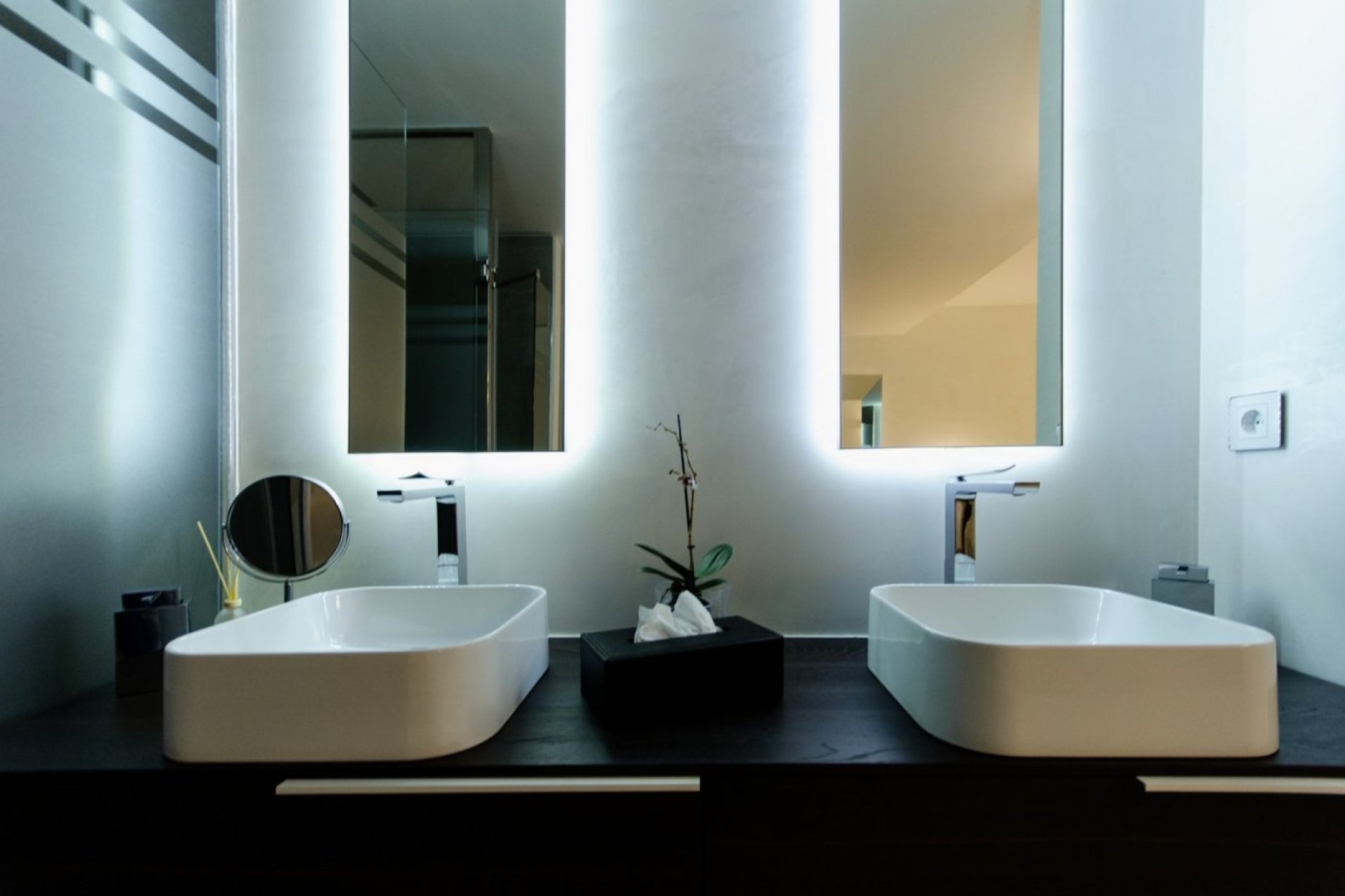 Nowy budynek - villa -
