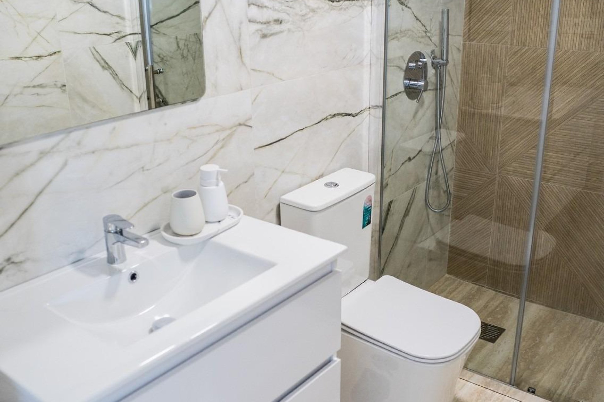 Nowy budynek - villa -
