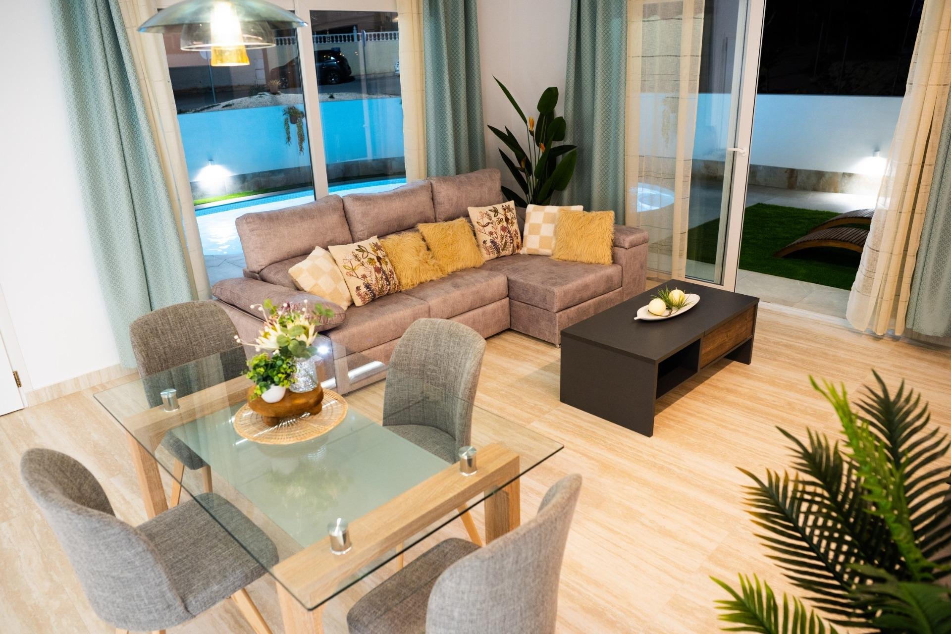 Nowy budynek - villa -
