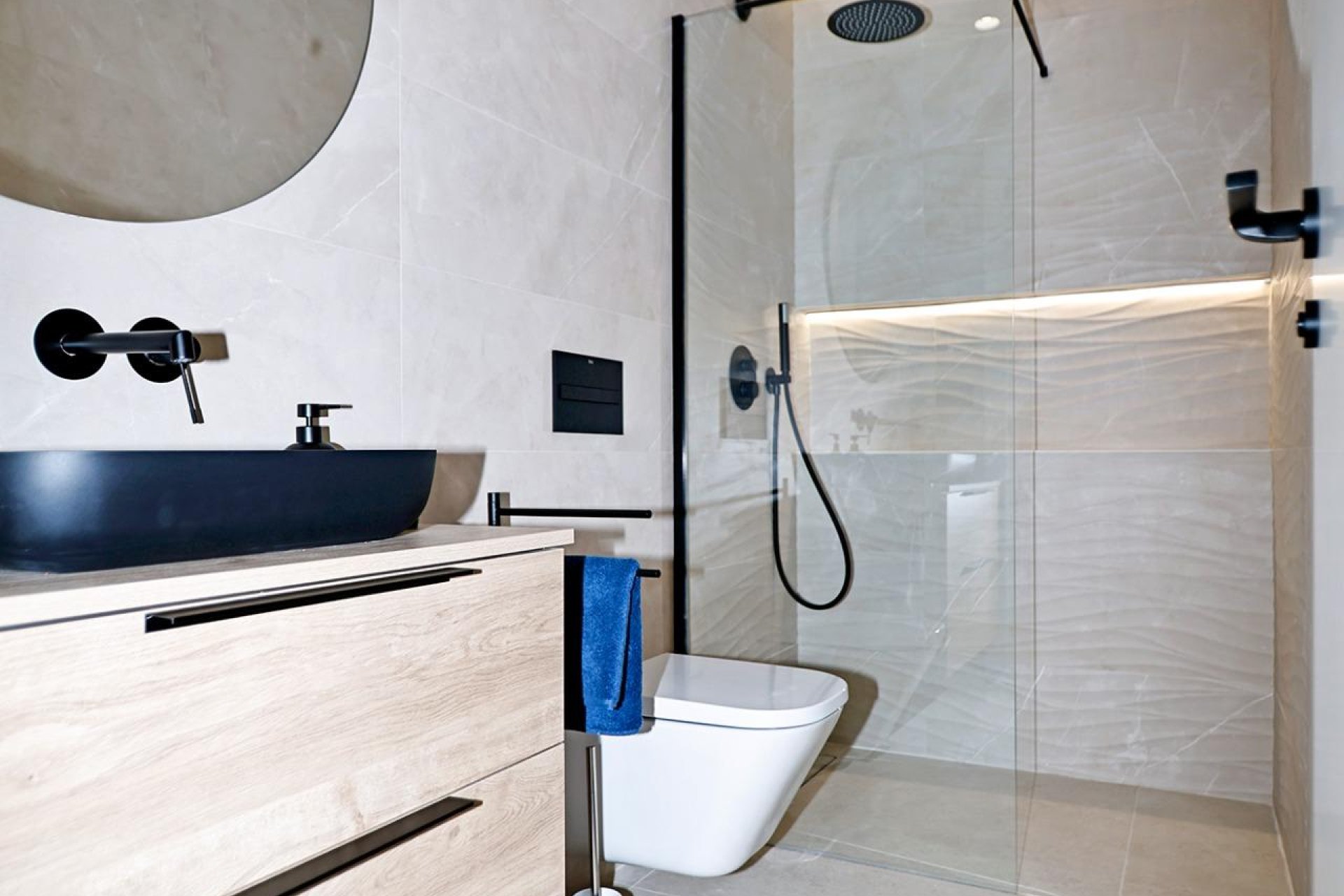 Nowy budynek - villa -
