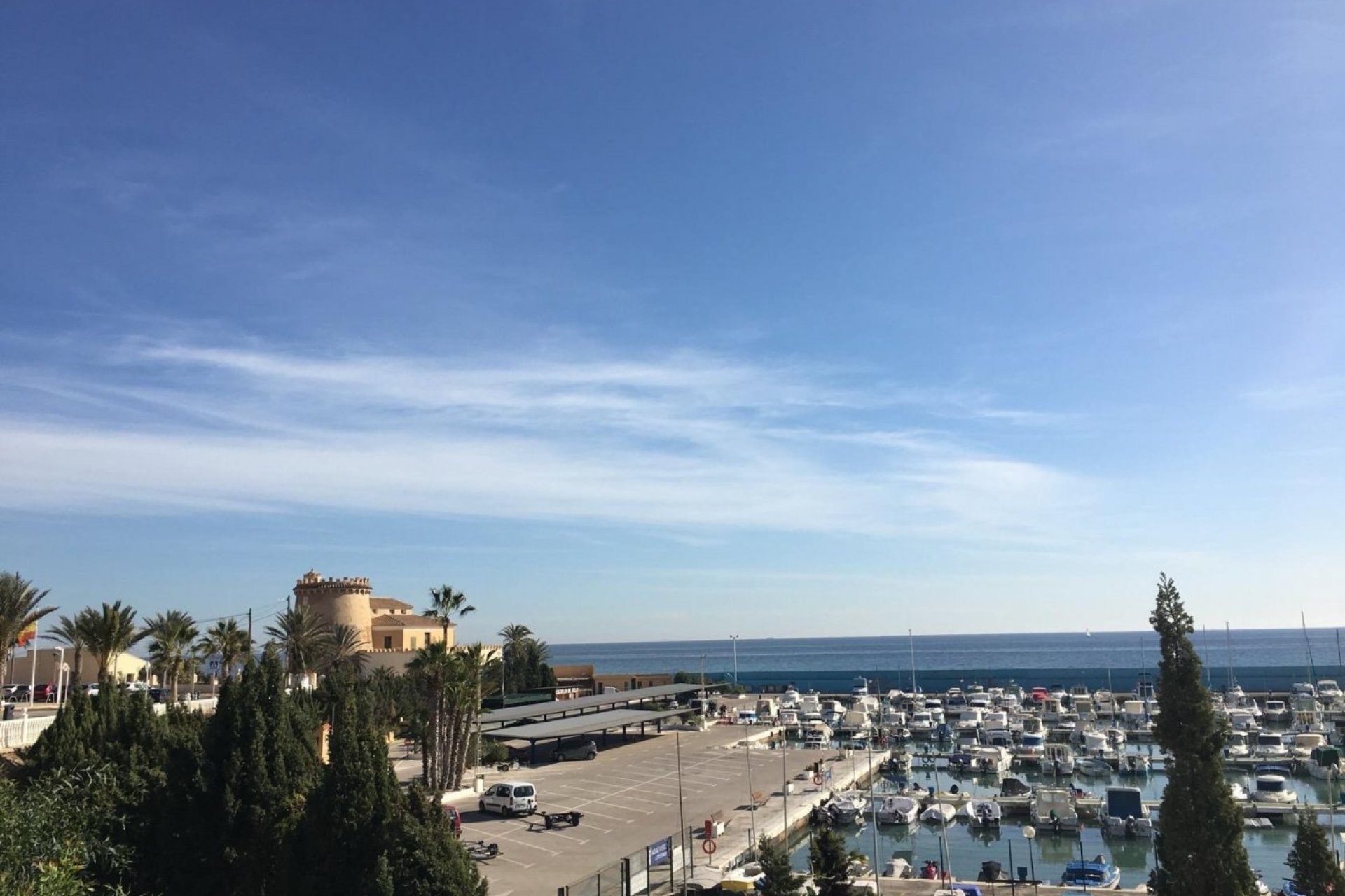 Nowy budynek - villa -
