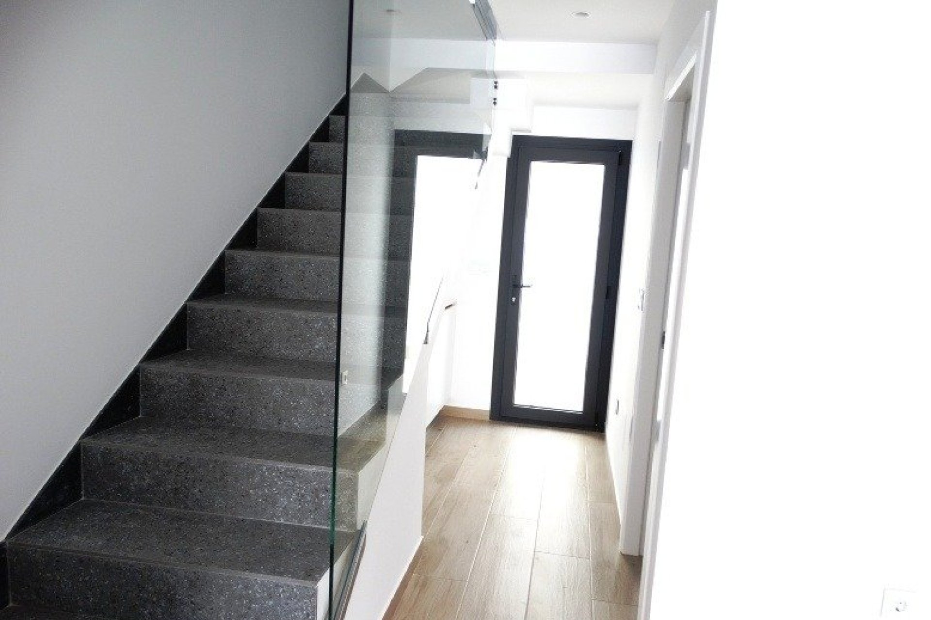 Nowy budynek - villa -
