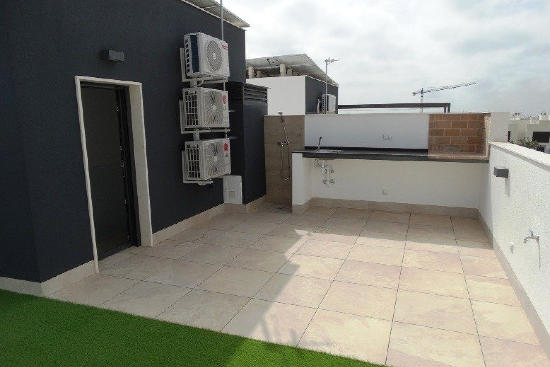 Nowy budynek - villa -
