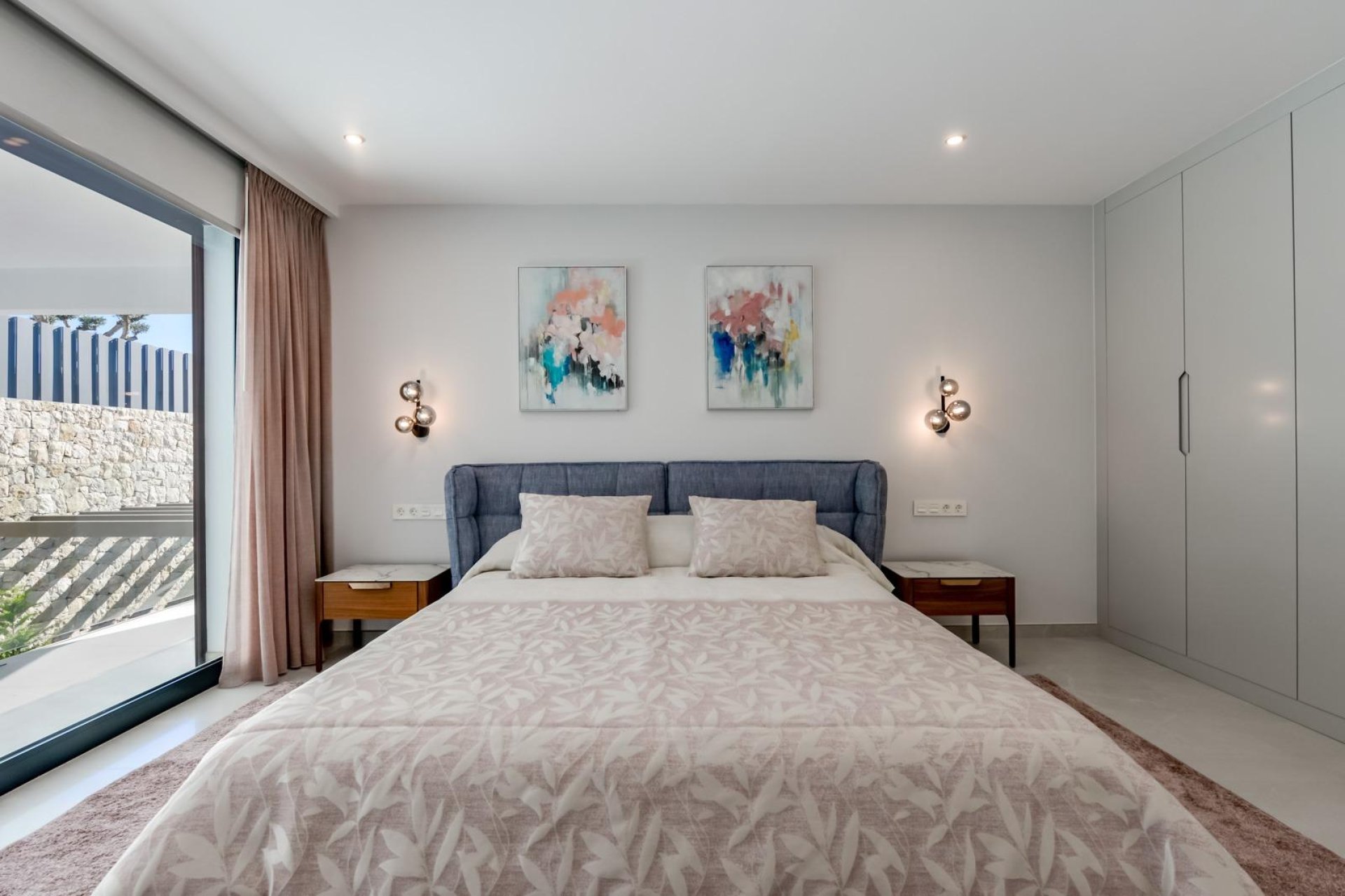 Nowy budynek - villa -
