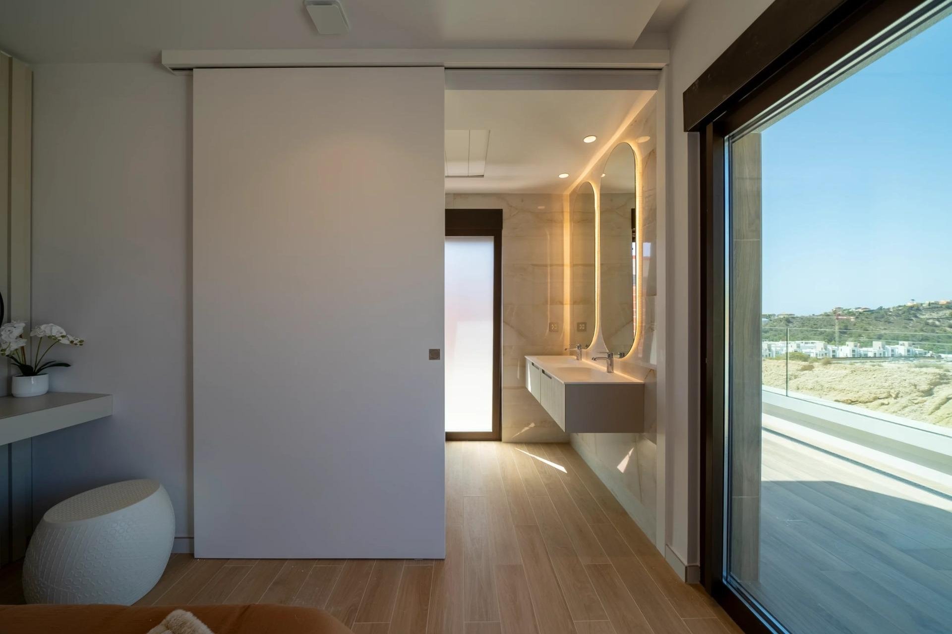 Nowy budynek - villa -
