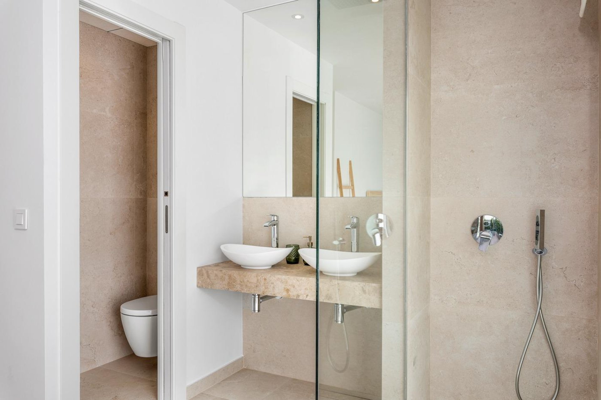 Nowy budynek - villa -
