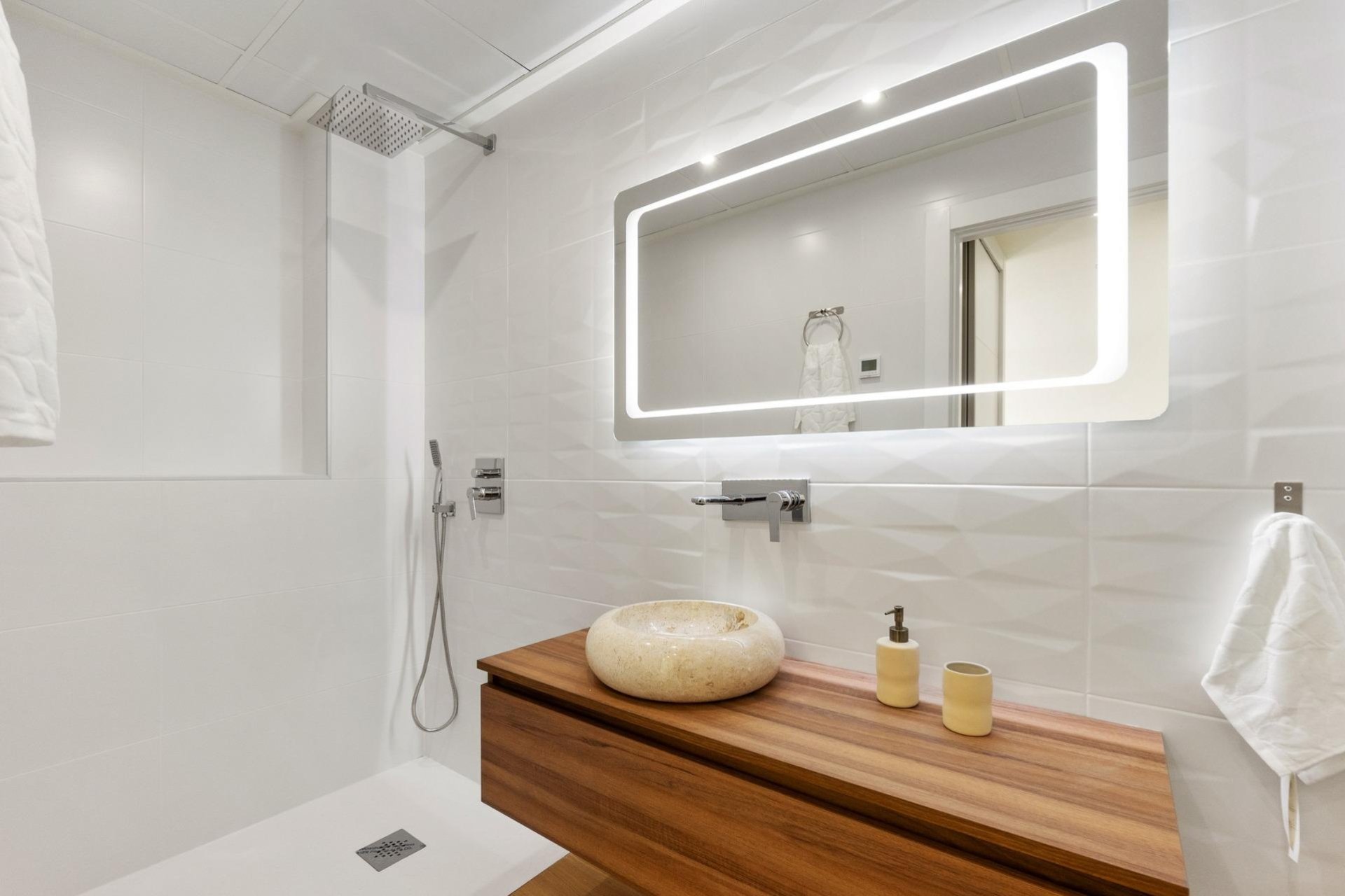 Nowy budynek - villa -
