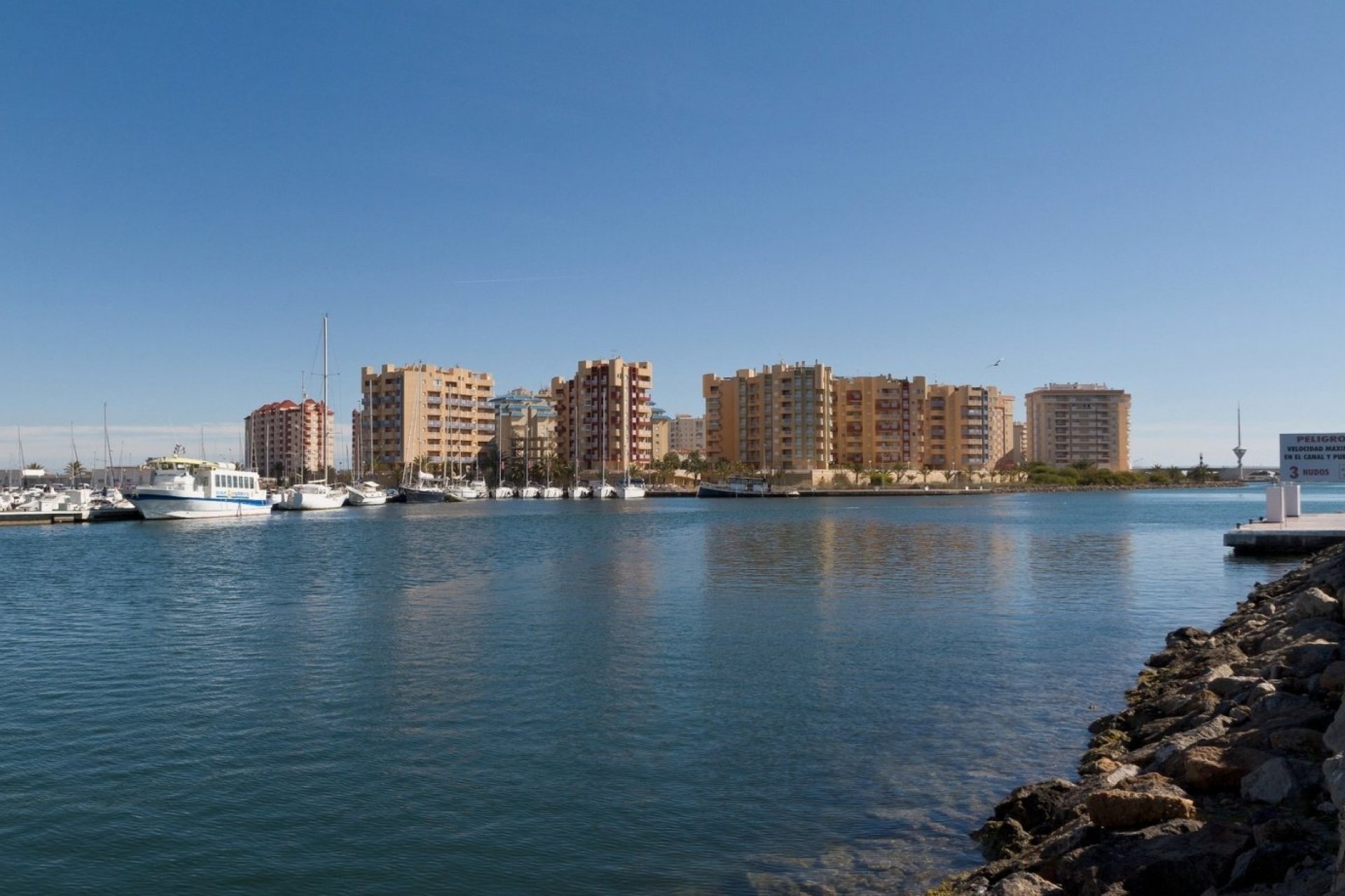 Obra nueva - apartment -
La Manga del Mar Menor - La Manga