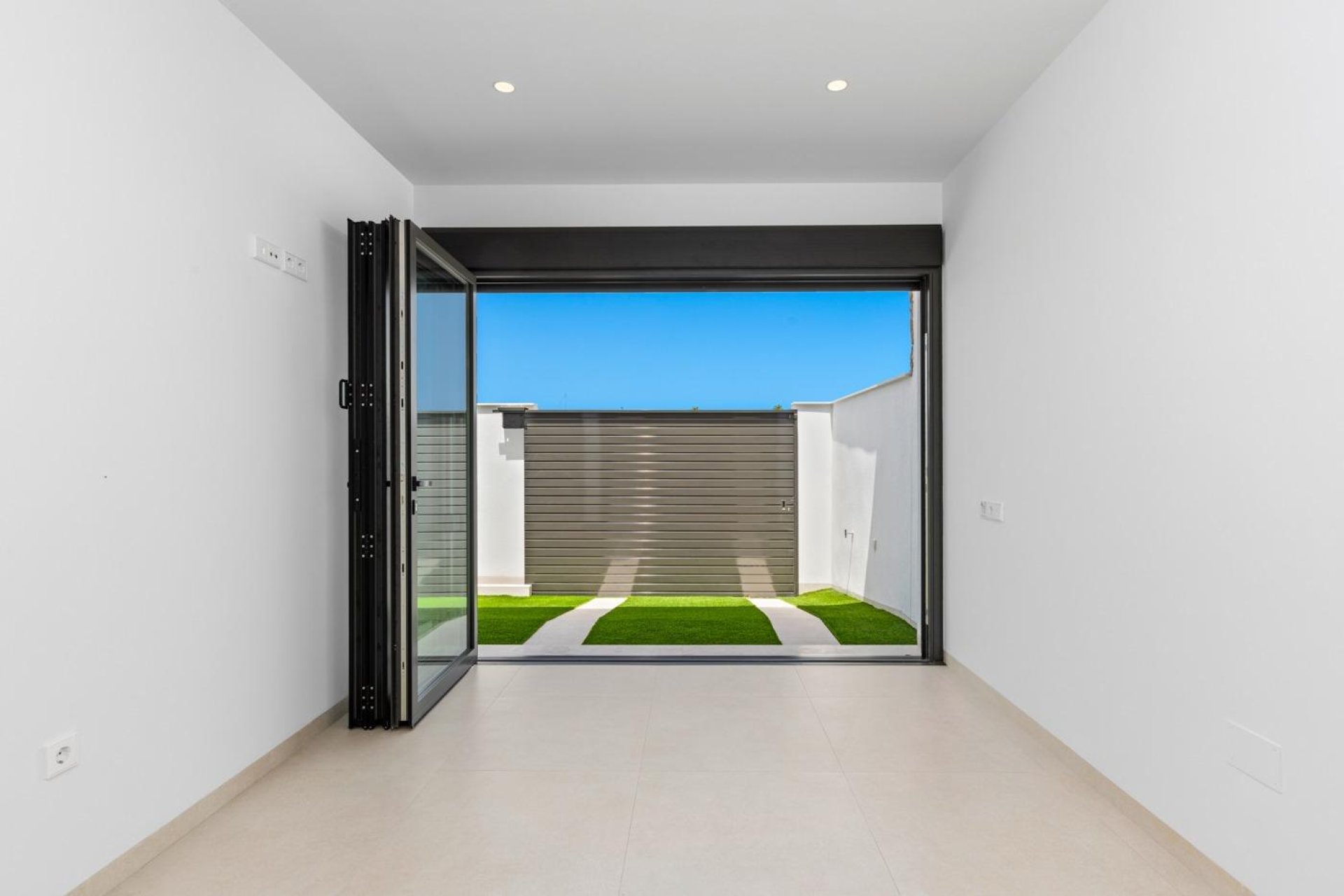 Obra nueva - town house -
