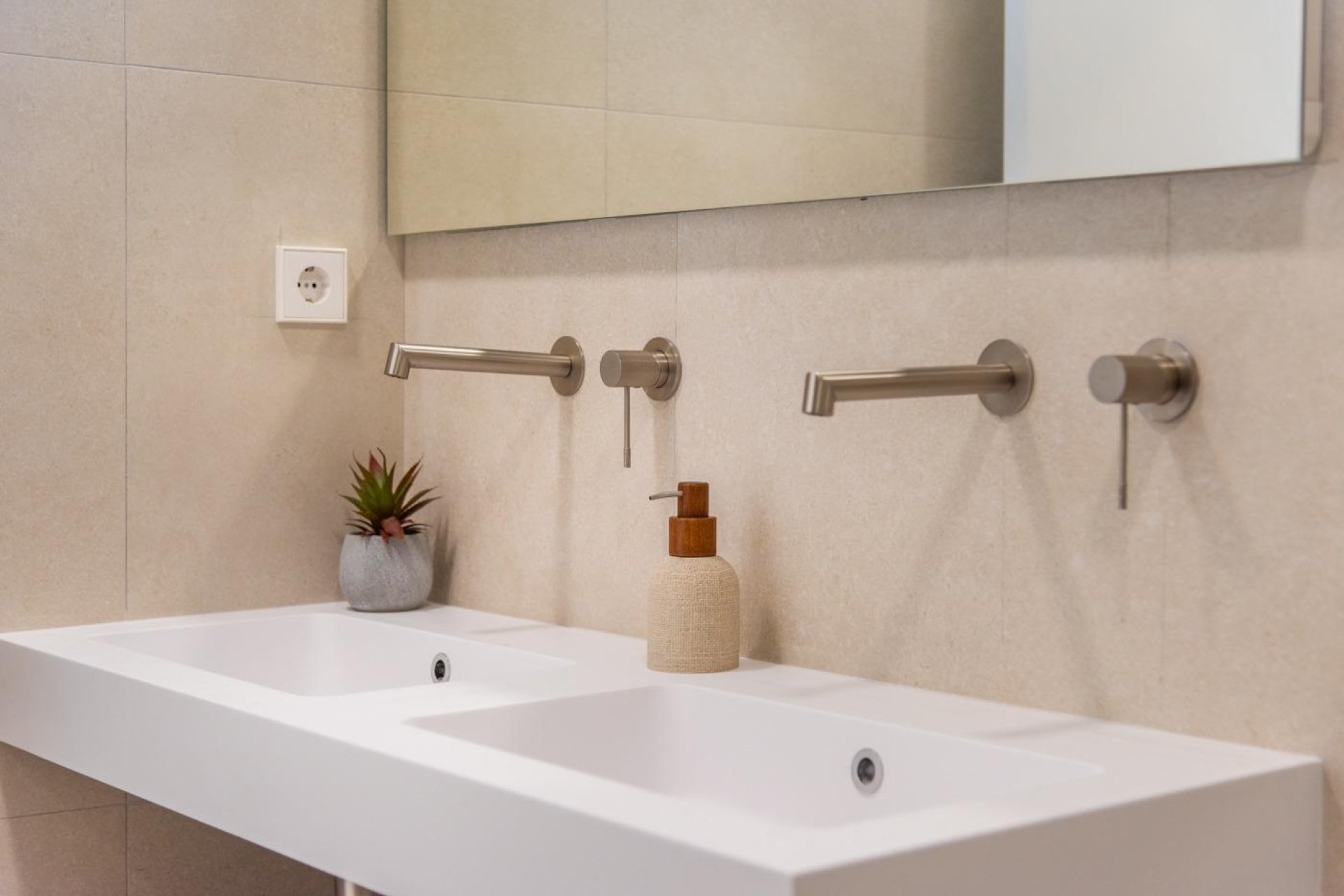 Obra nueva - town house -
