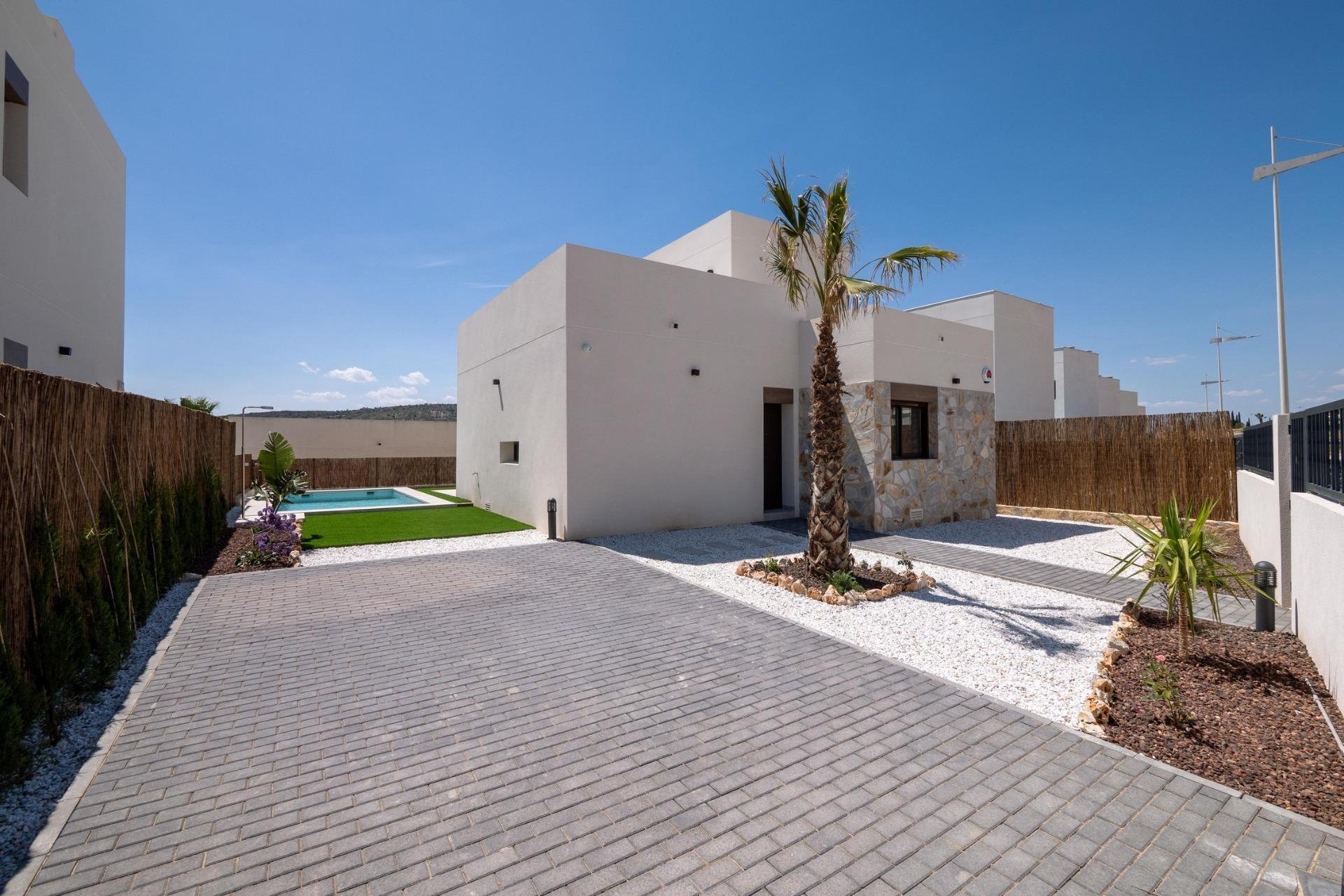 Obra nueva - villa -
Algorfa - La Finca Golf