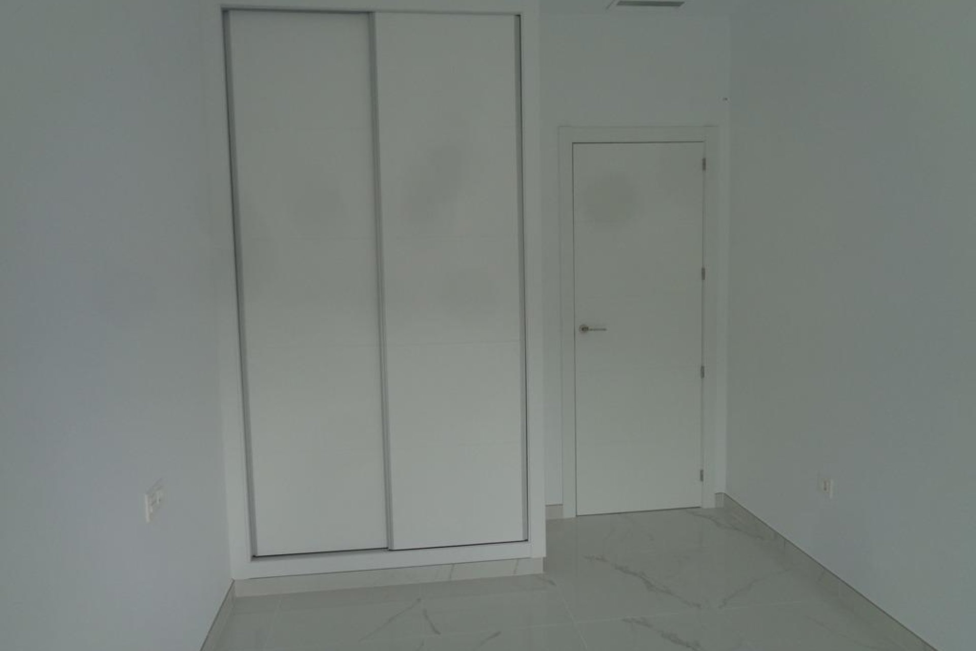 Obra nueva - villa -
