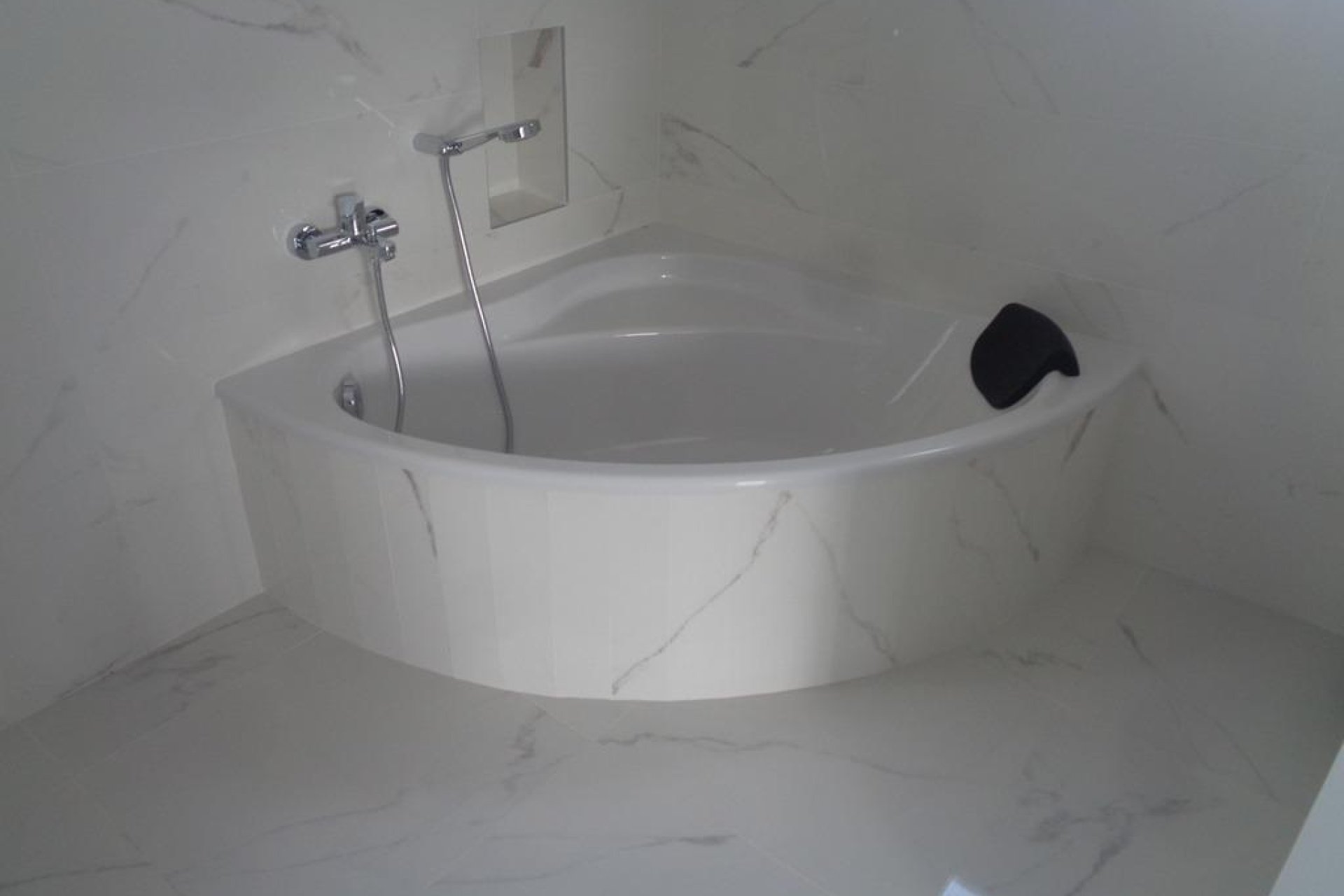 Obra nueva - villa -
