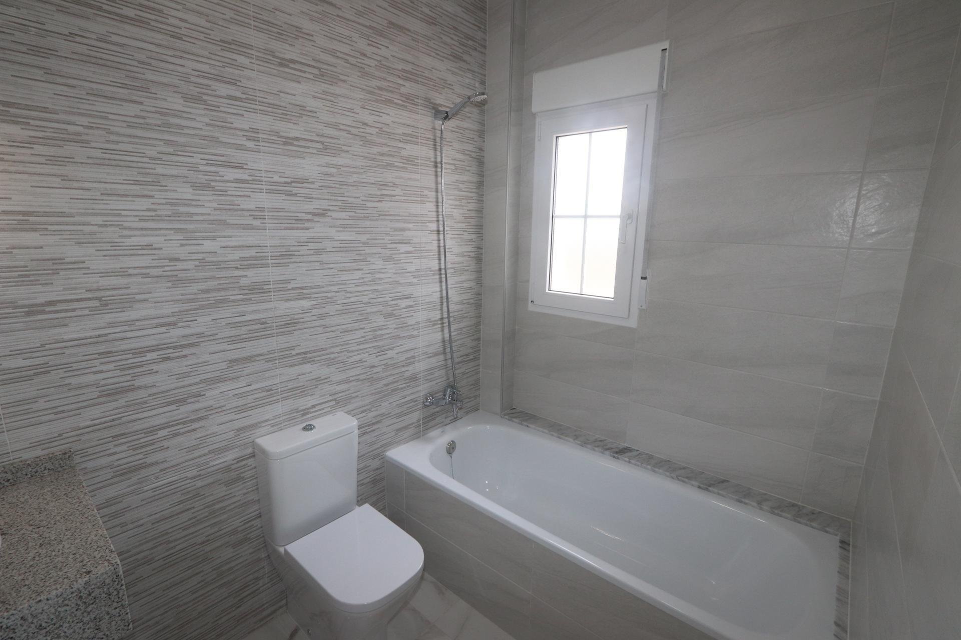 Obra nueva - villa -
