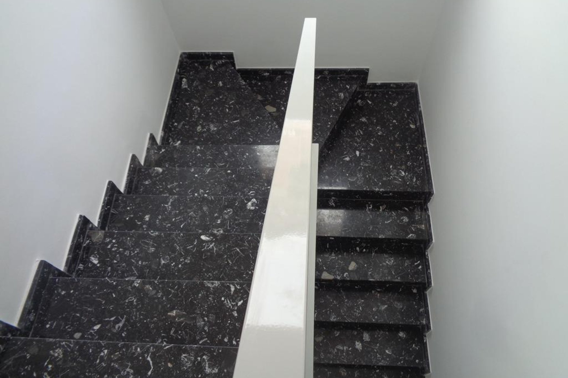 Obra nueva - villa -
