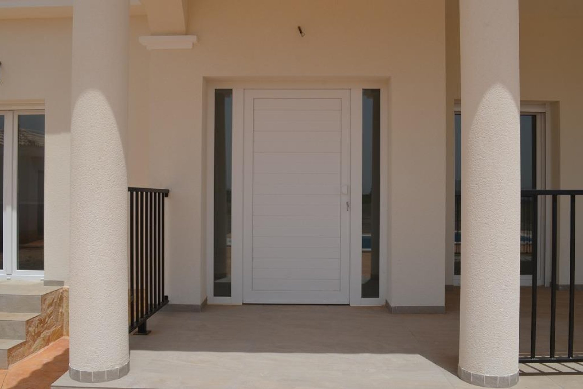 Obra nueva - villa -
