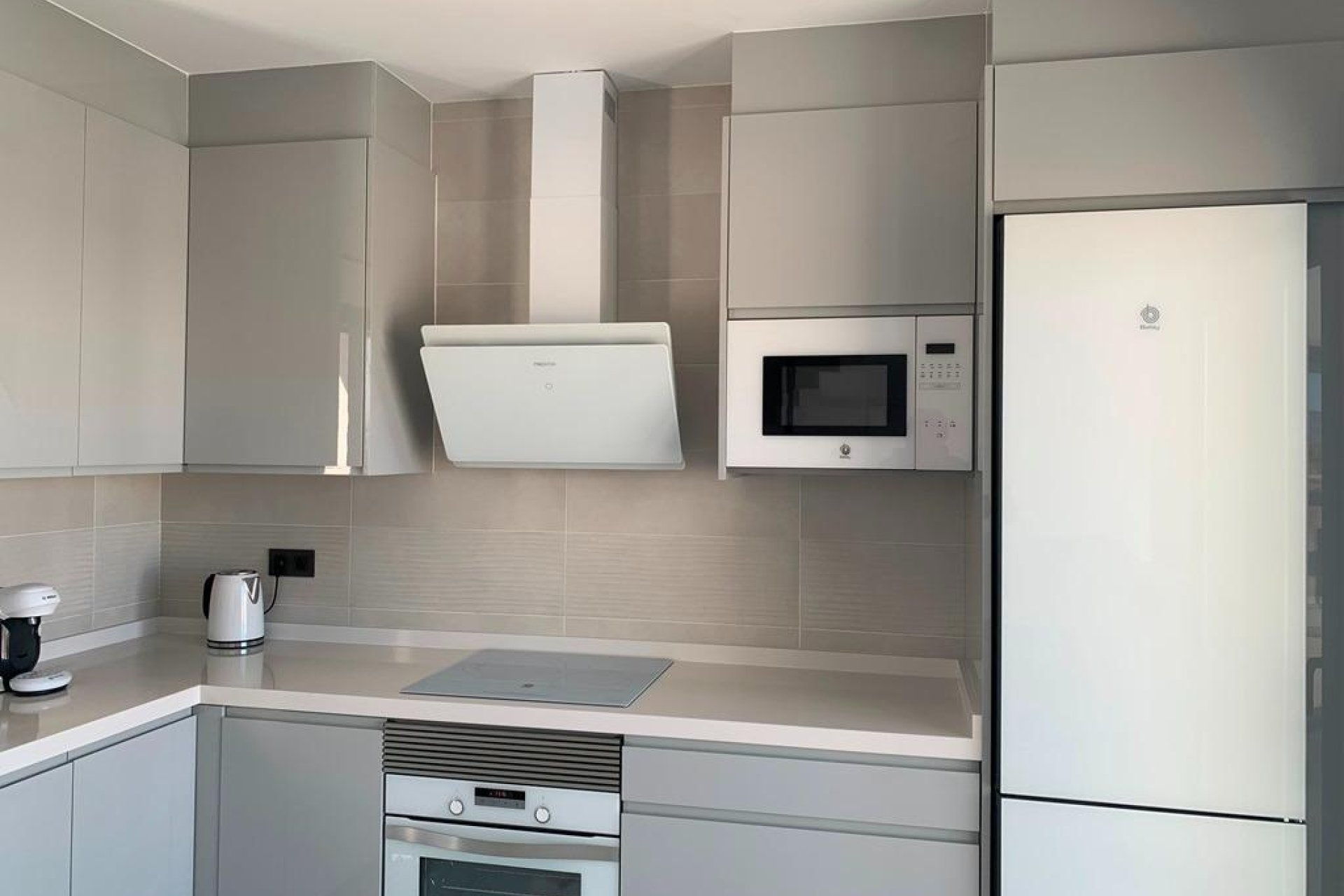 Obra nueva - villa -
