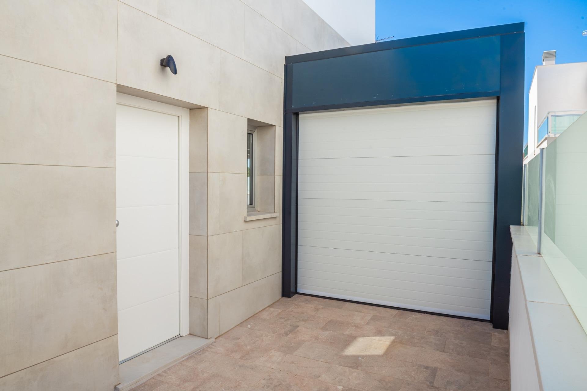 Obra nueva - villa -
