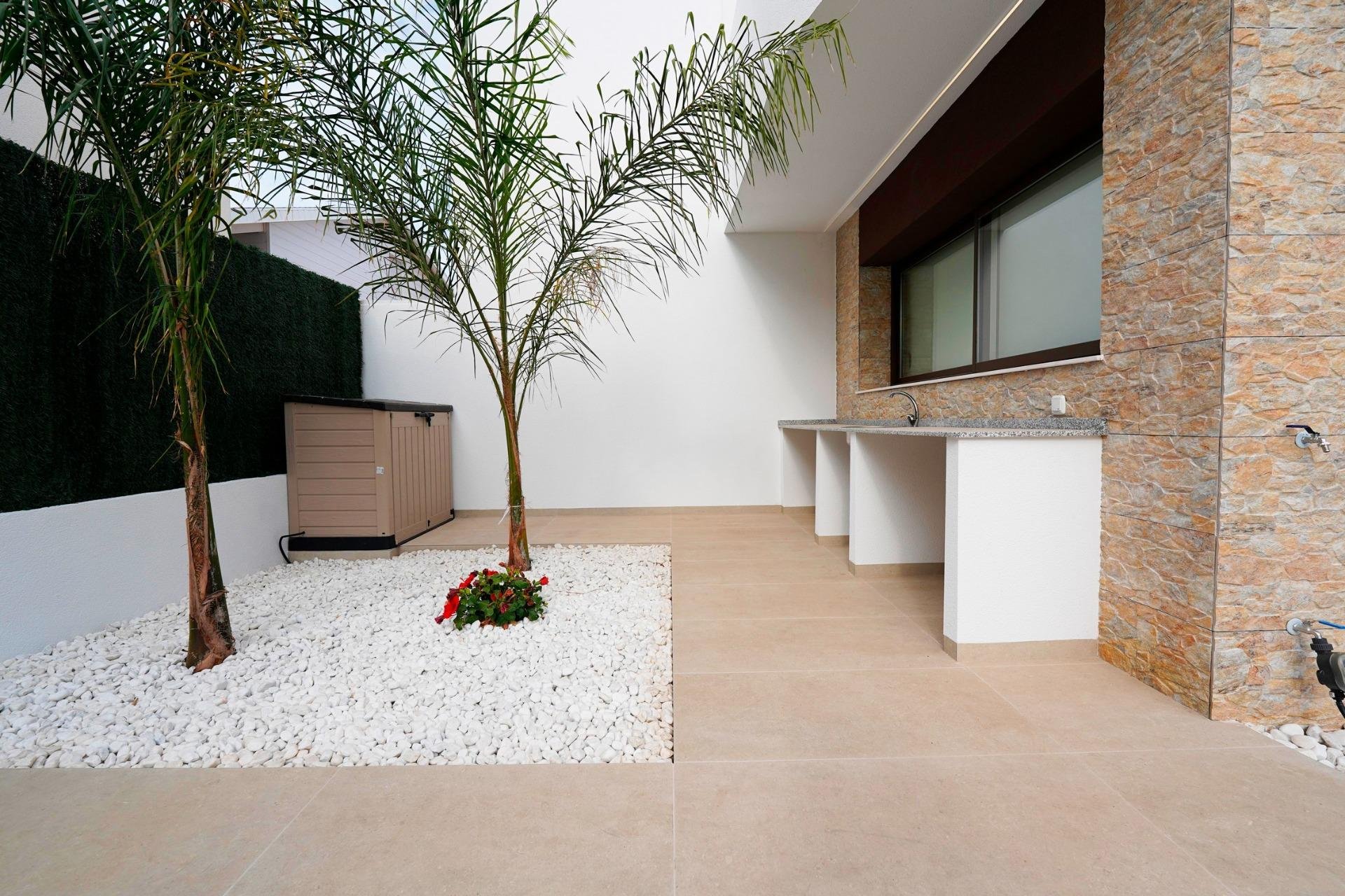 Obra nueva - villa -
