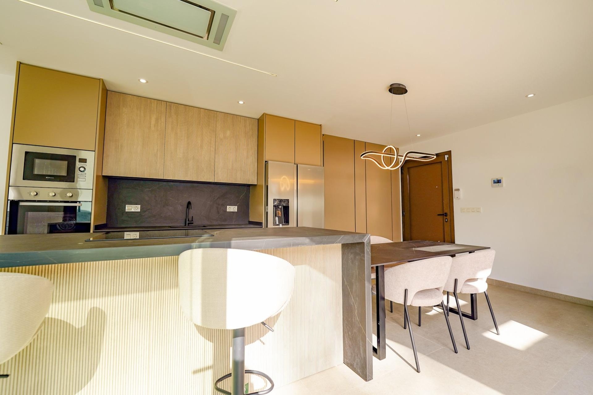 Obra nueva - villa -
