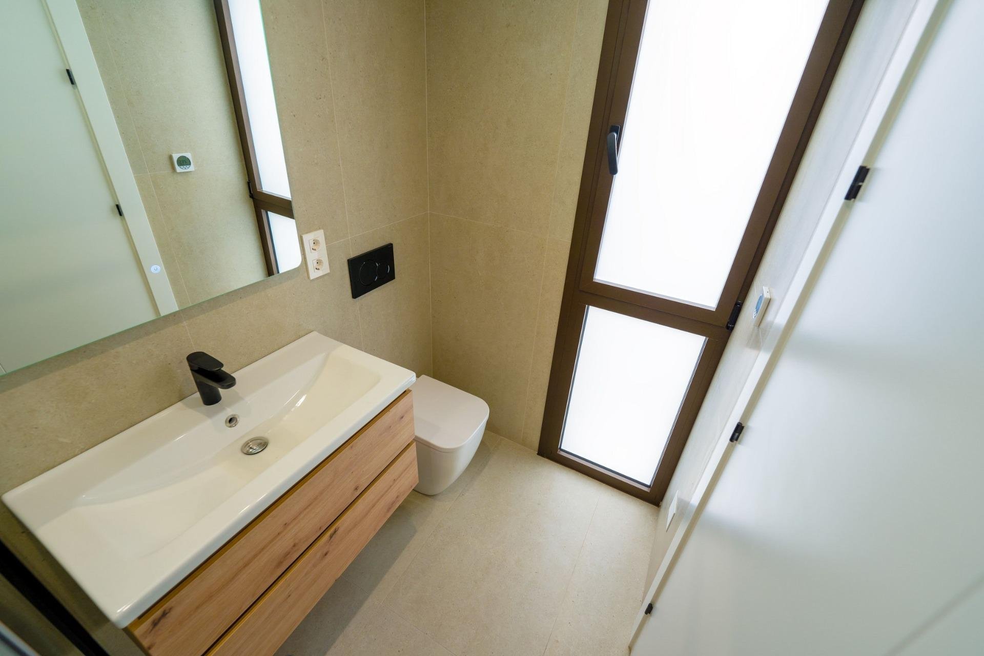 Obra nueva - villa -
