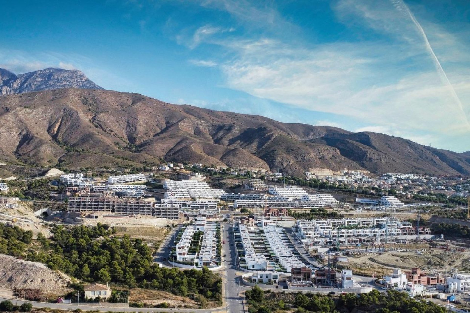 Obra nueva - villa -
