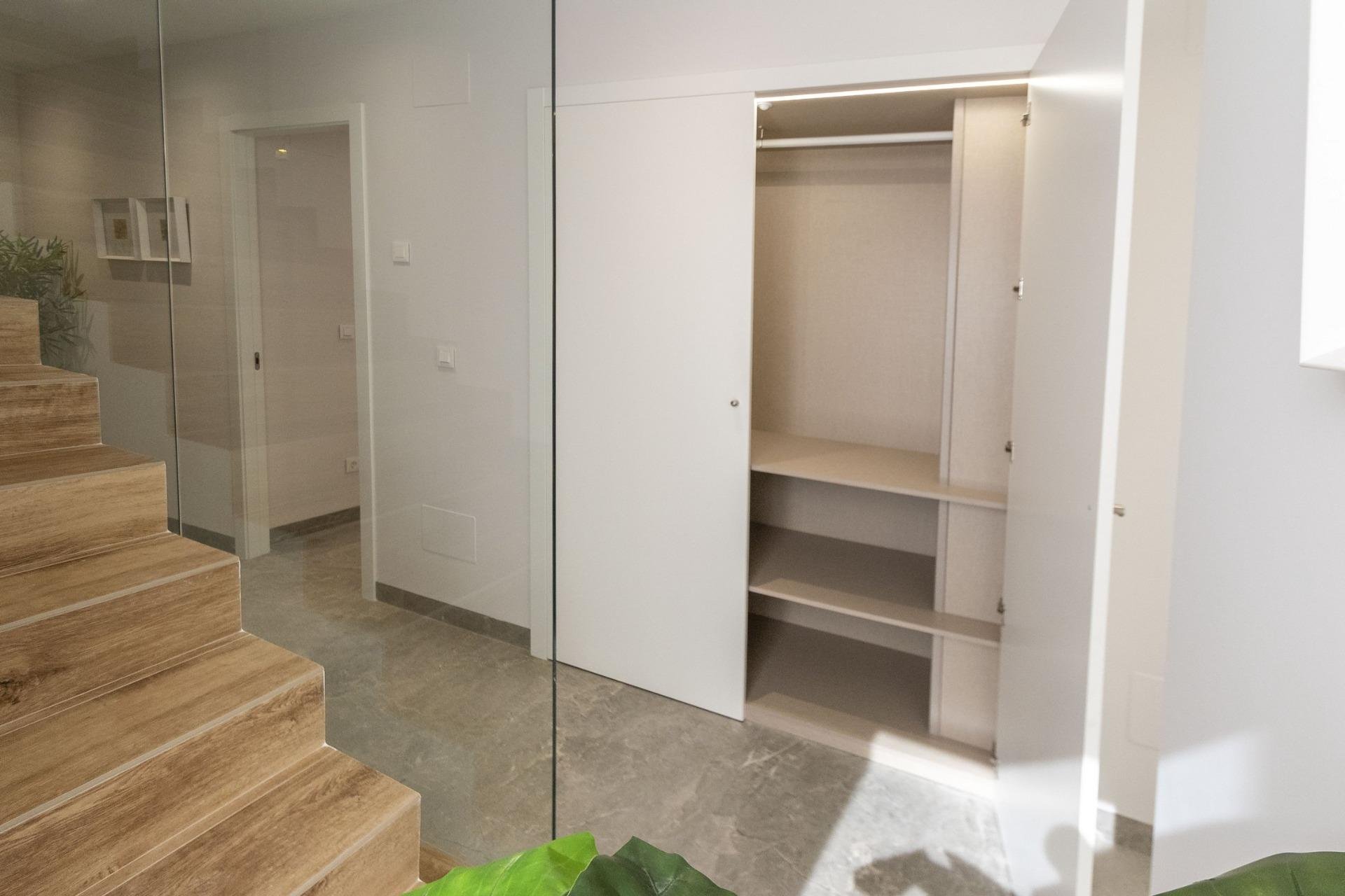 Obra nueva - villa -
