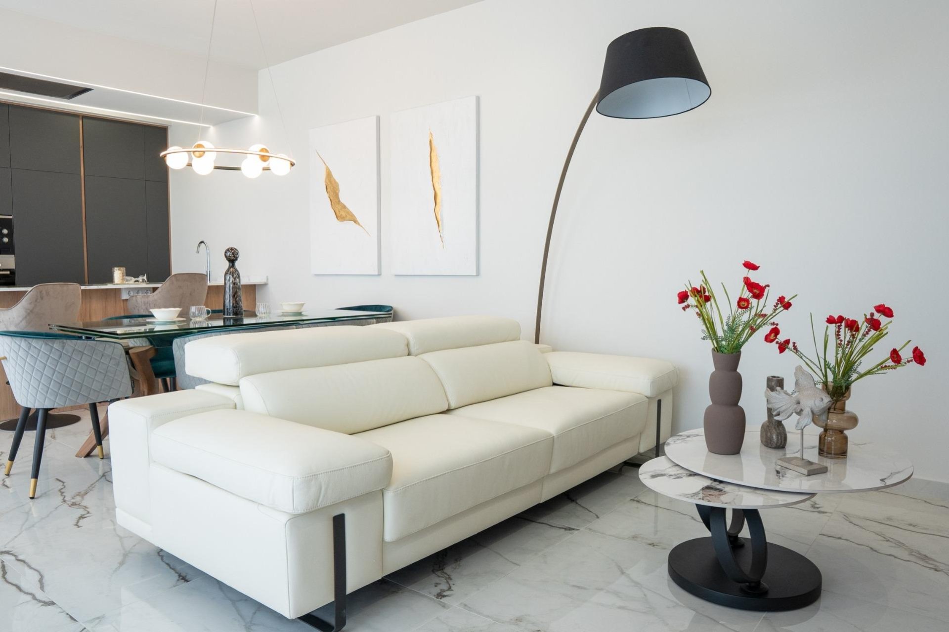 Obra nueva - villa -
