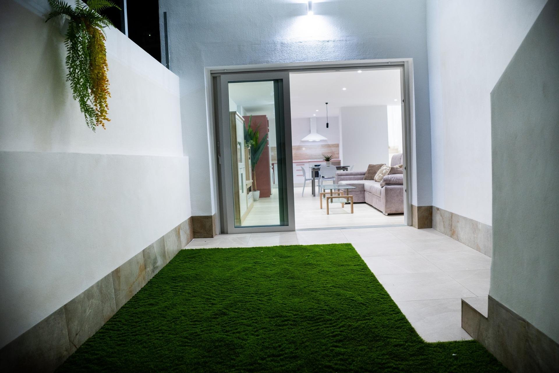 Obra nueva - villa -
