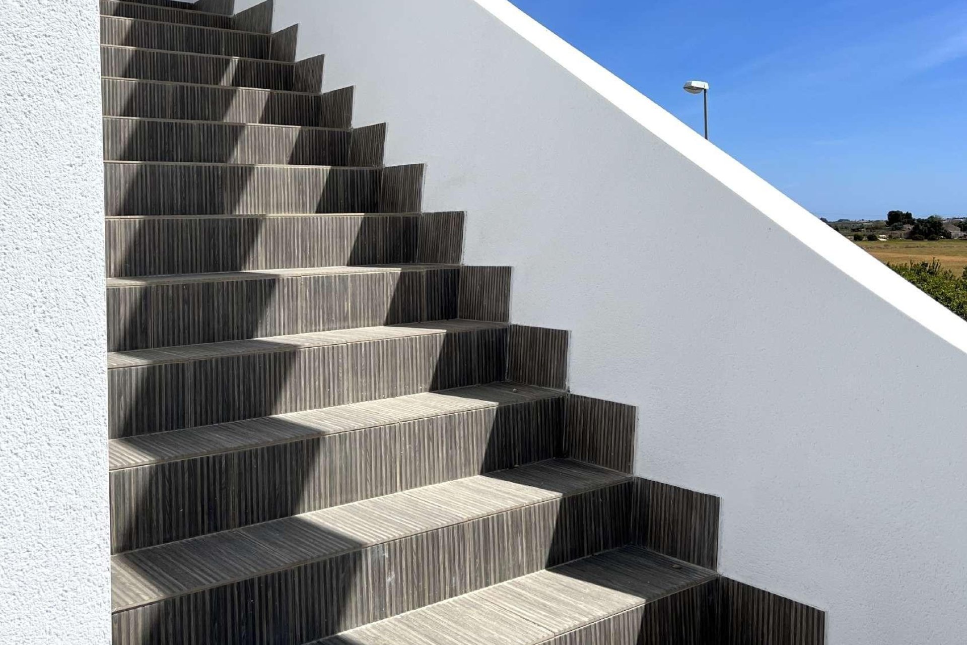 Obra nueva - villa -
