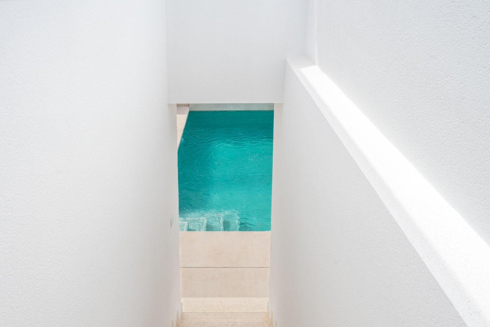 Obra nueva - villa -
