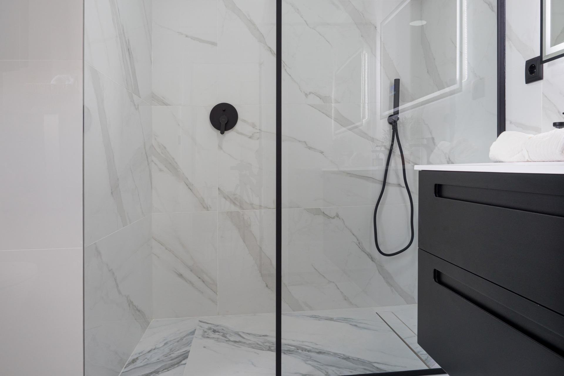 Obra nueva - villa -
