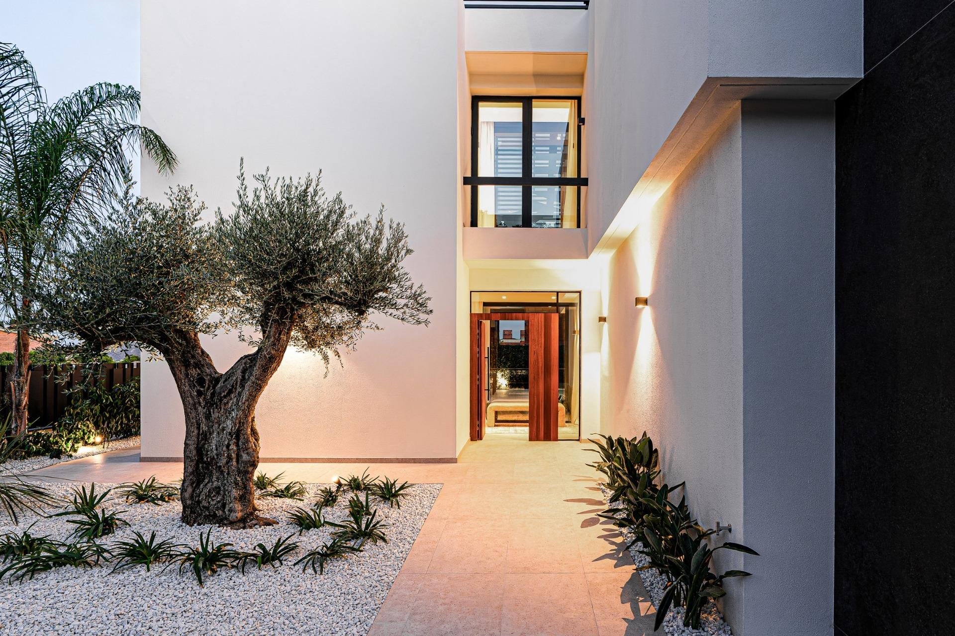 Obra nueva - villa -
