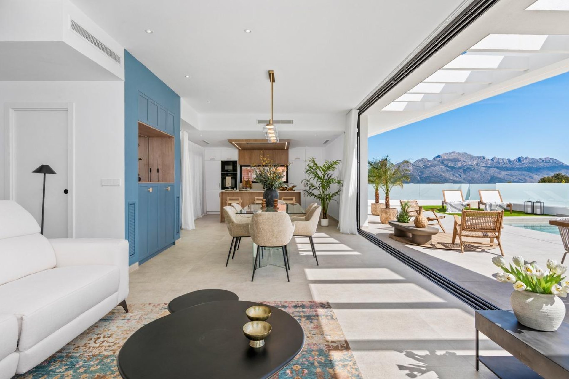 Obra nueva - villa -
