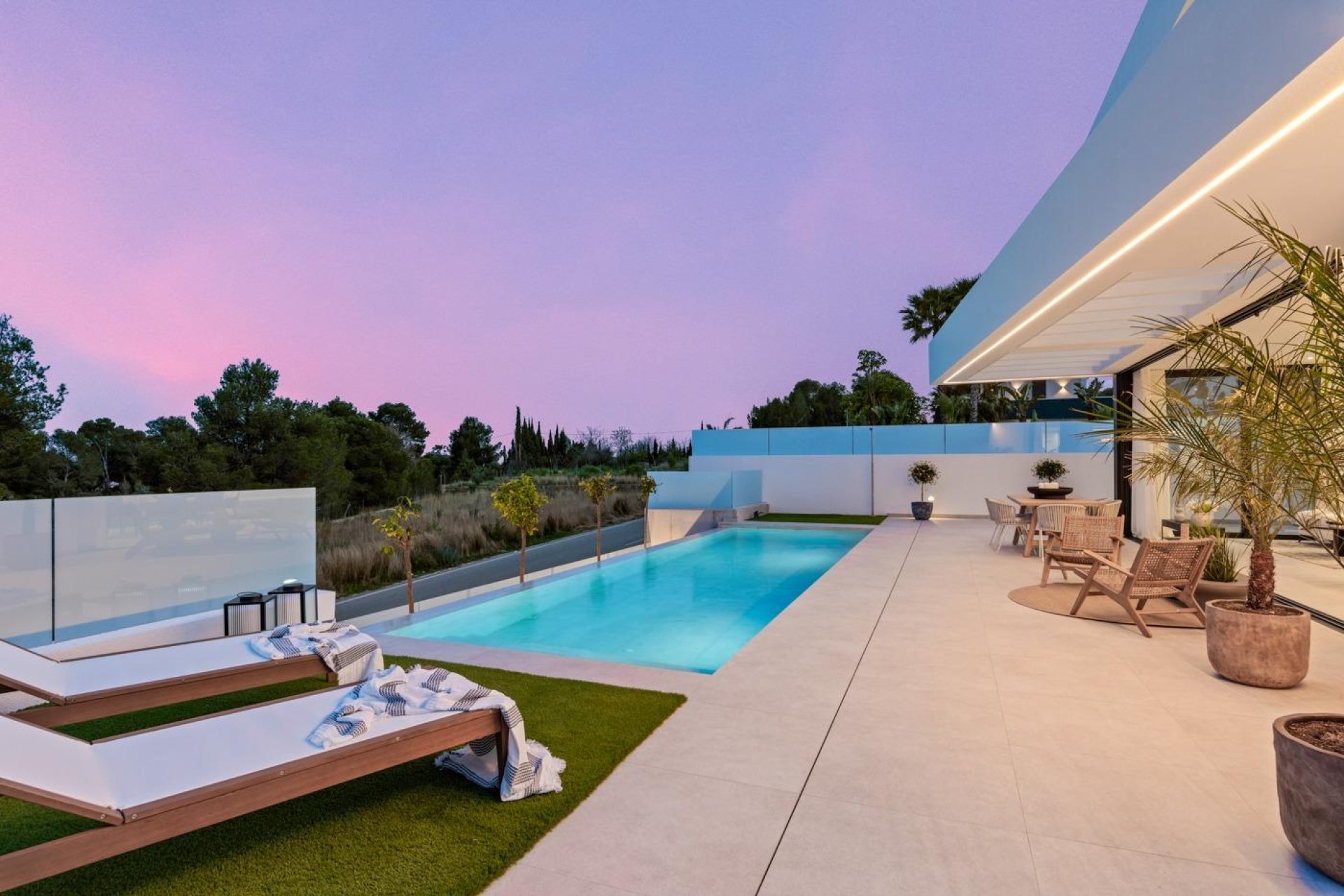 Obra nueva - villa -
