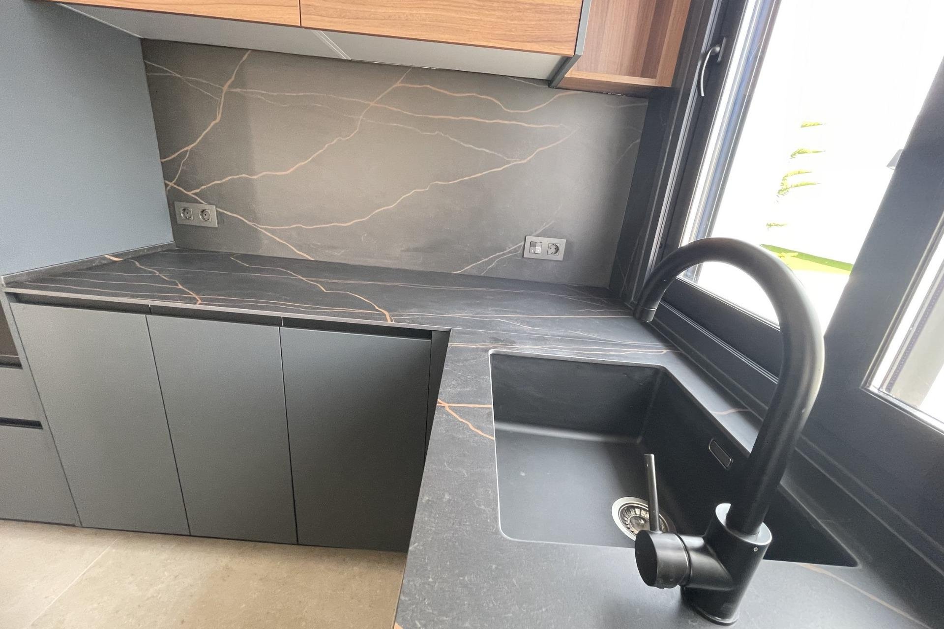 Obra nueva - villa -
