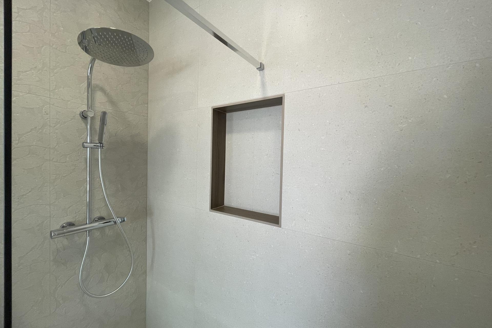 Obra nueva - villa -
