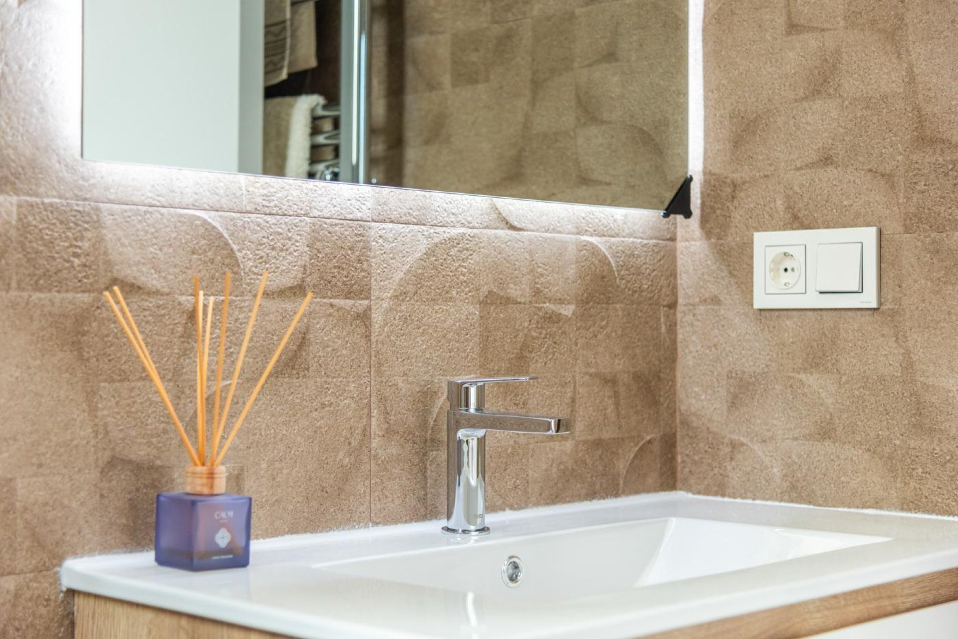 Obra nueva - villa -
