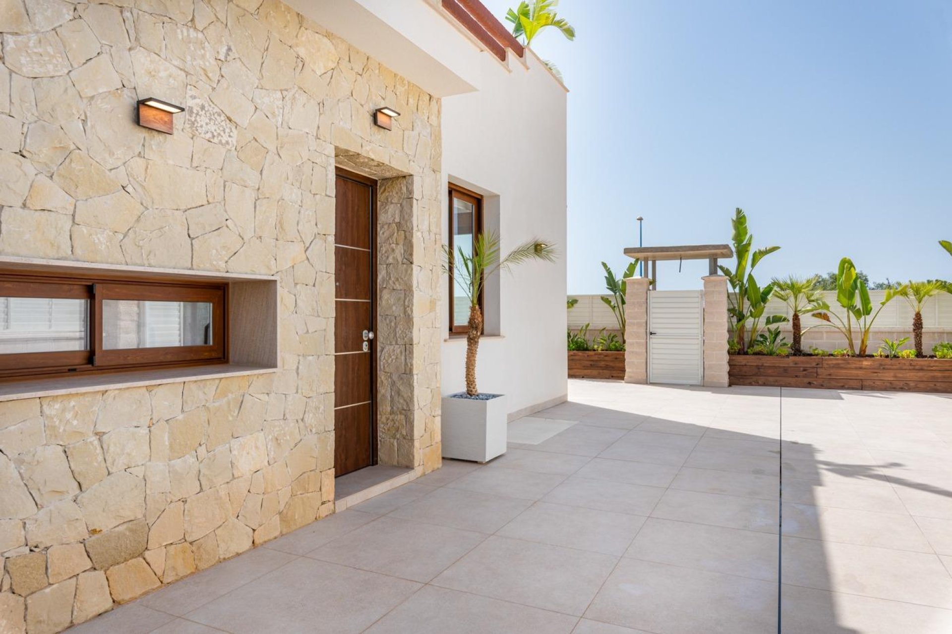 Obra nueva - villa -
